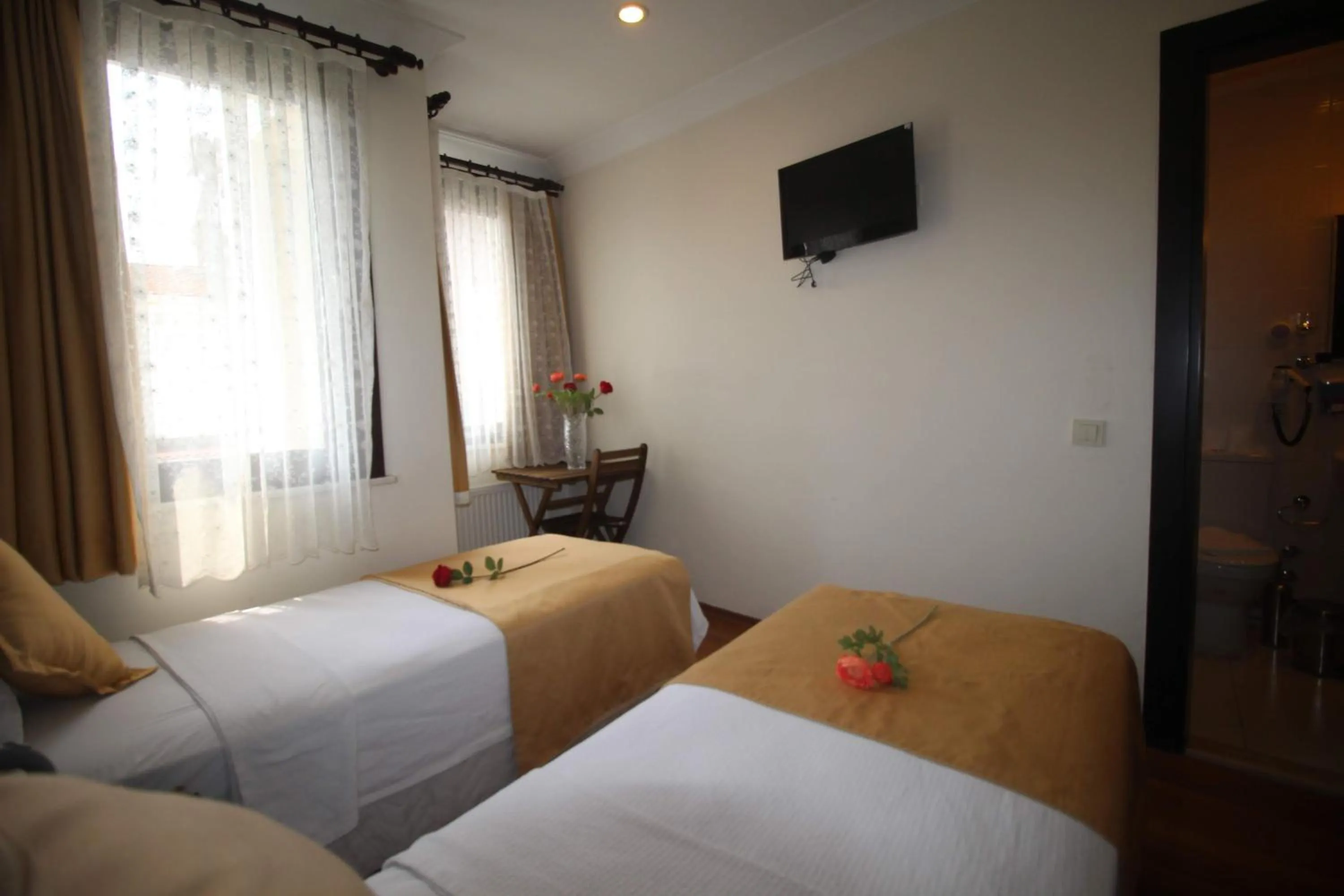 Bed in Sultans Hotel