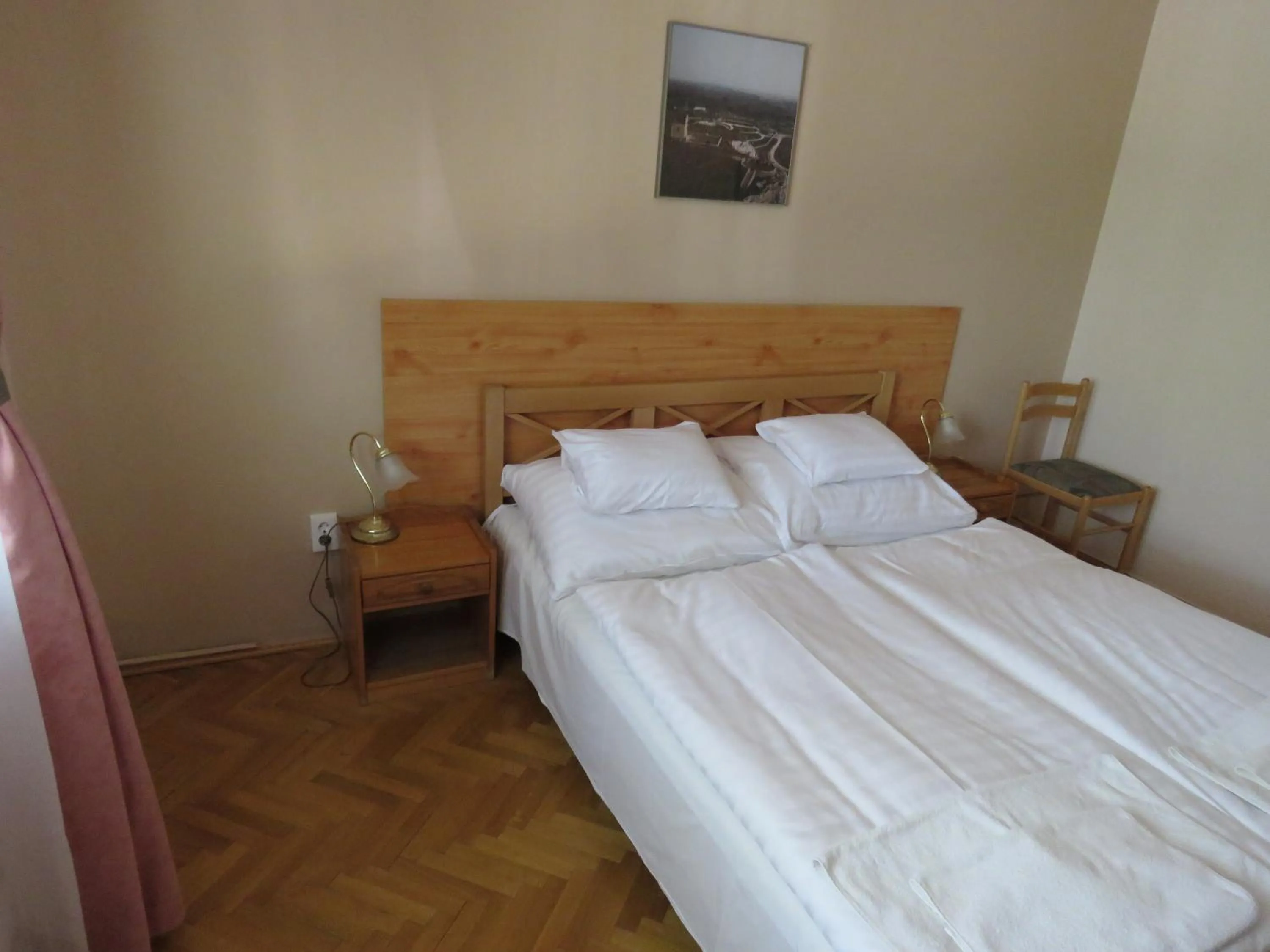 Bedroom, Bed in Thermál Apartmanház