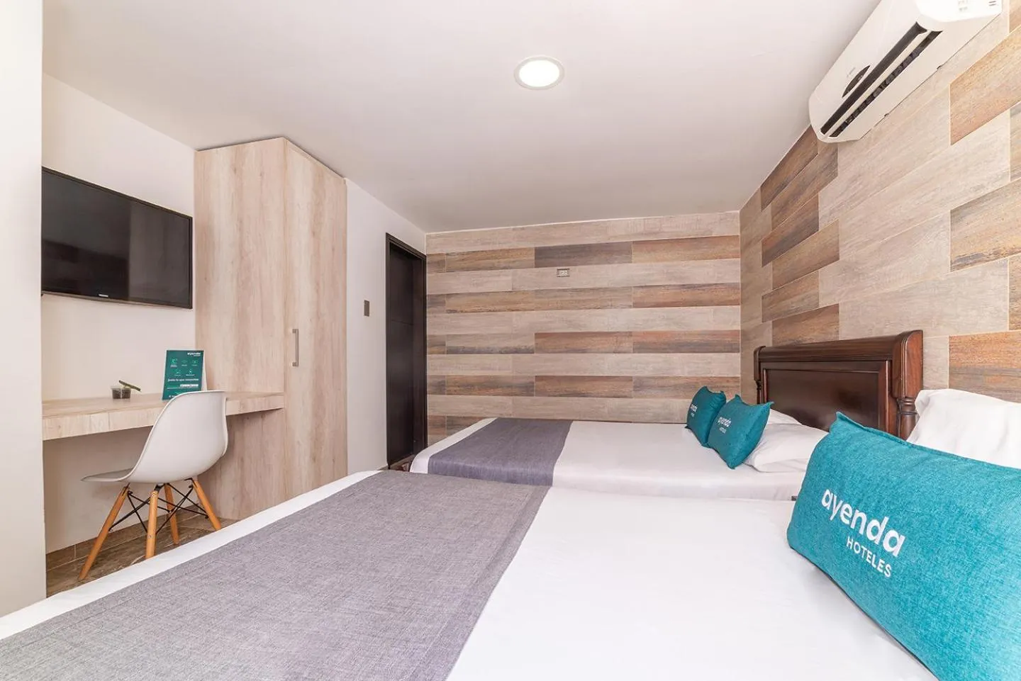 Photo of the whole room in Hotel Ruta 65