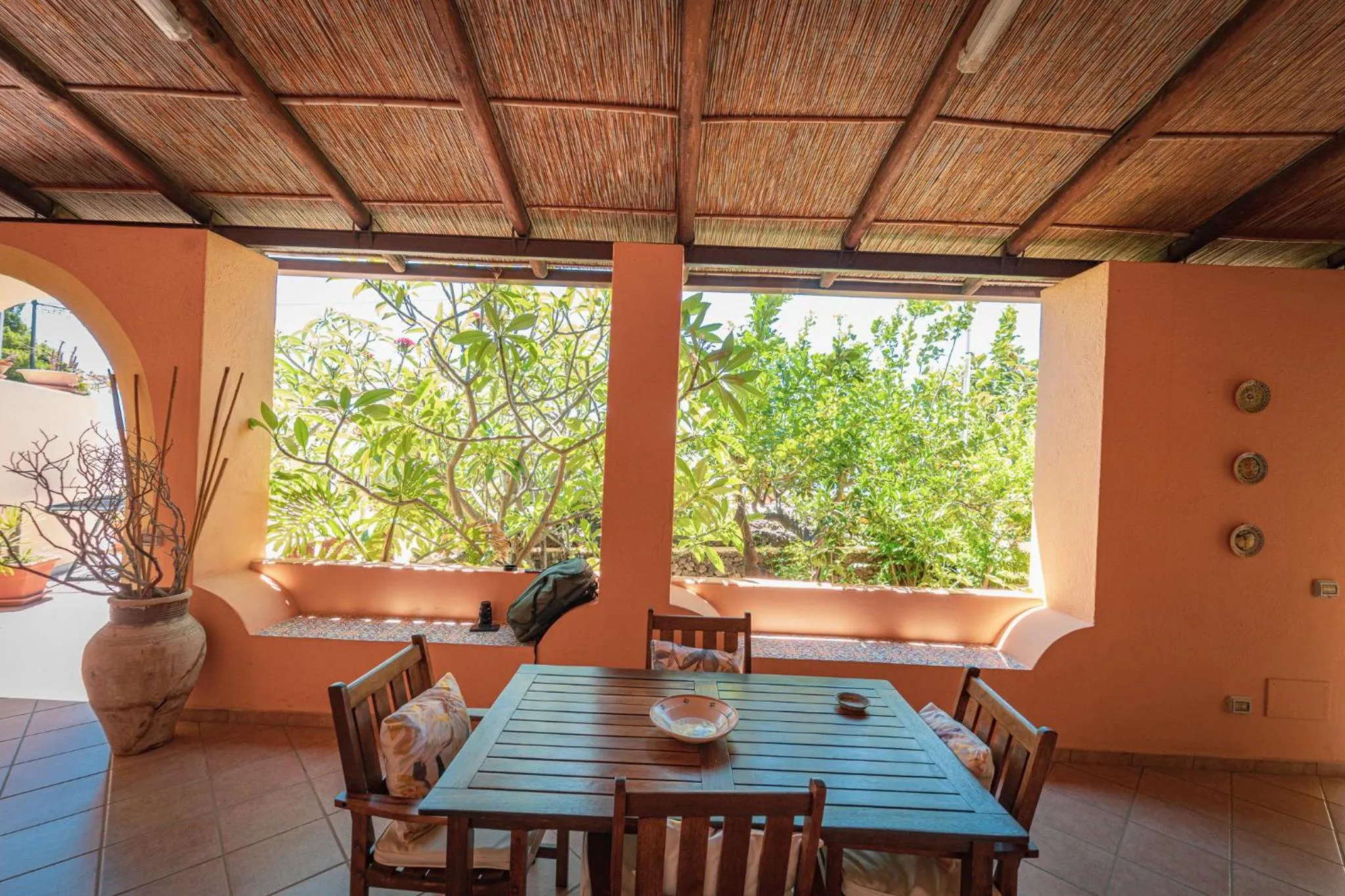 Garden in Resort Al Belvedere Salina