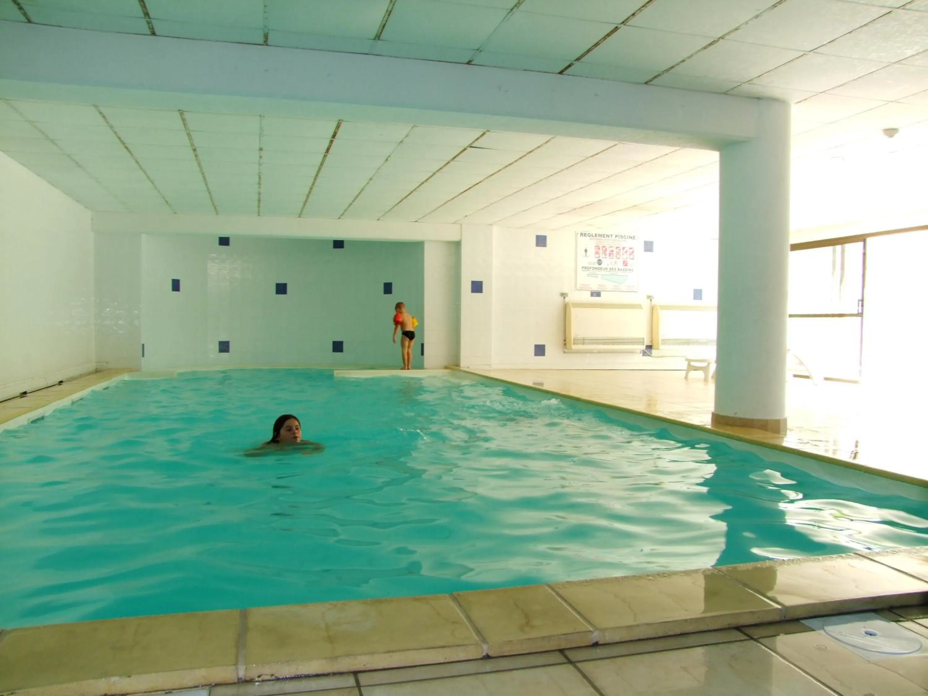 Swimming pool in UZES APPART HOTEL Résidence Le Mas des Oliviers