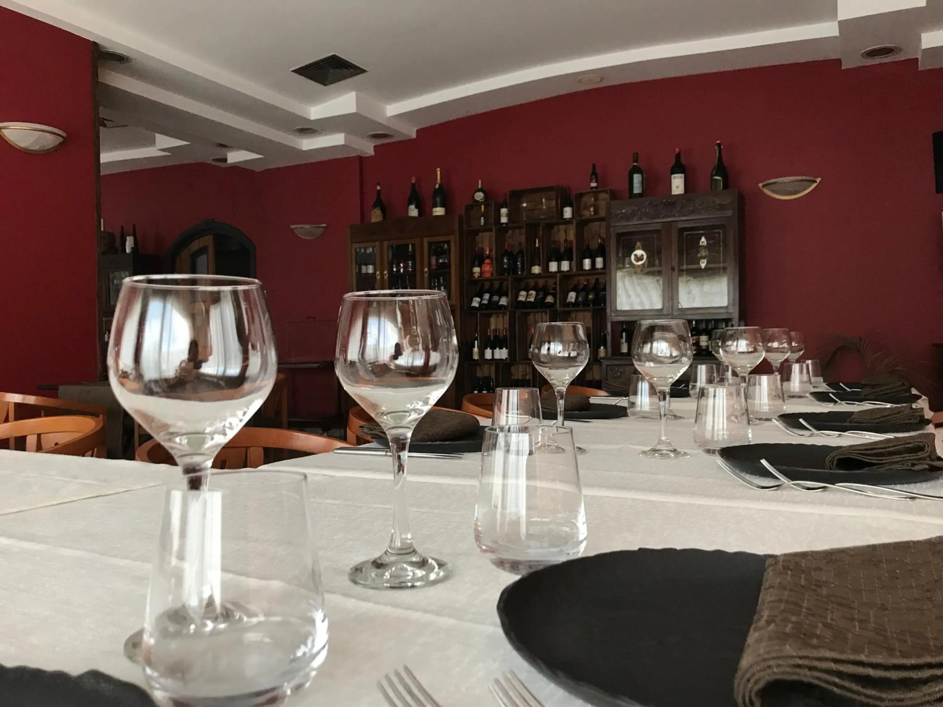 Restaurant/places to eat in Hotel Scrivano