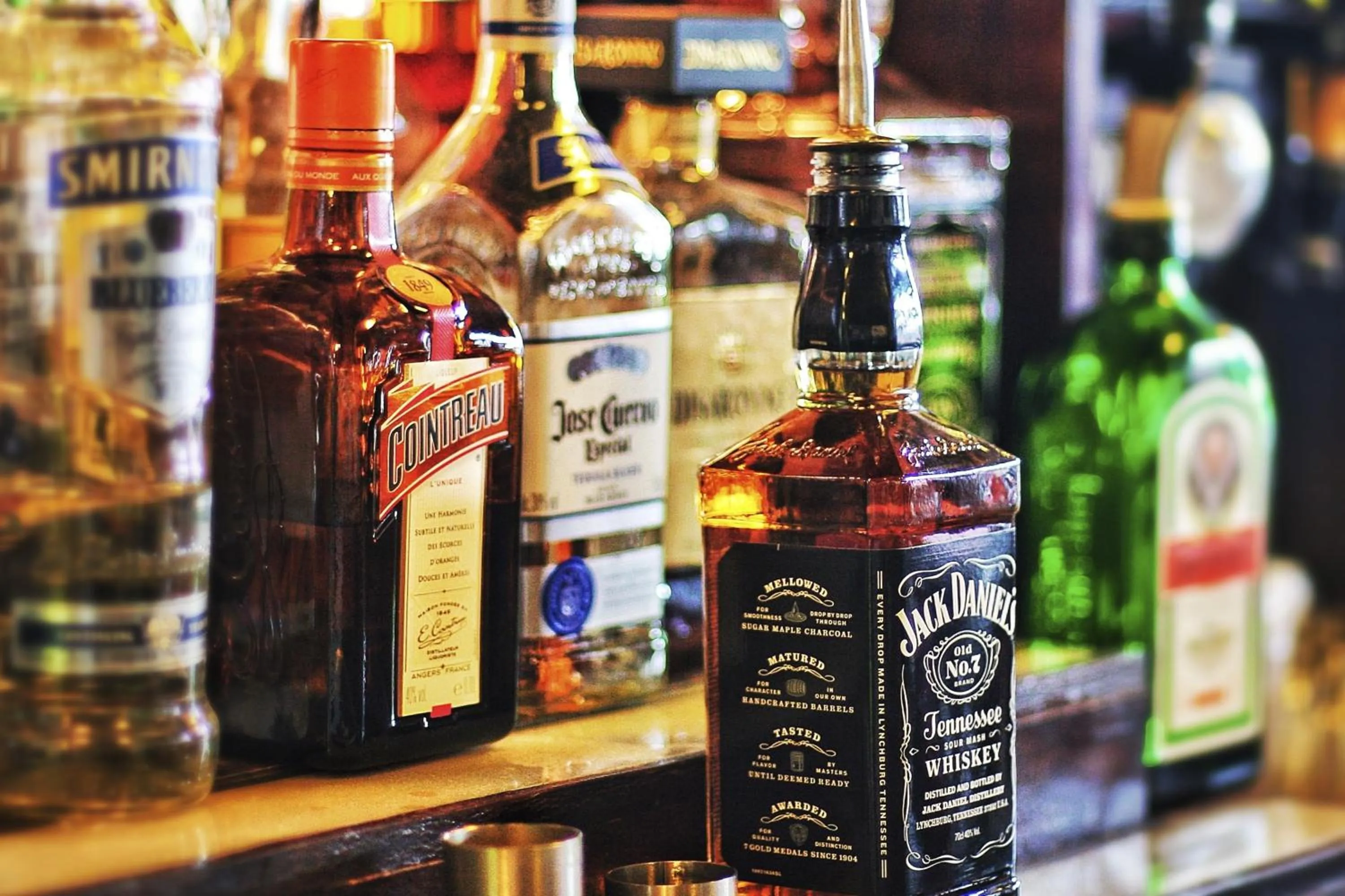 Alcoholic drinks in Beaconsfield Hotel