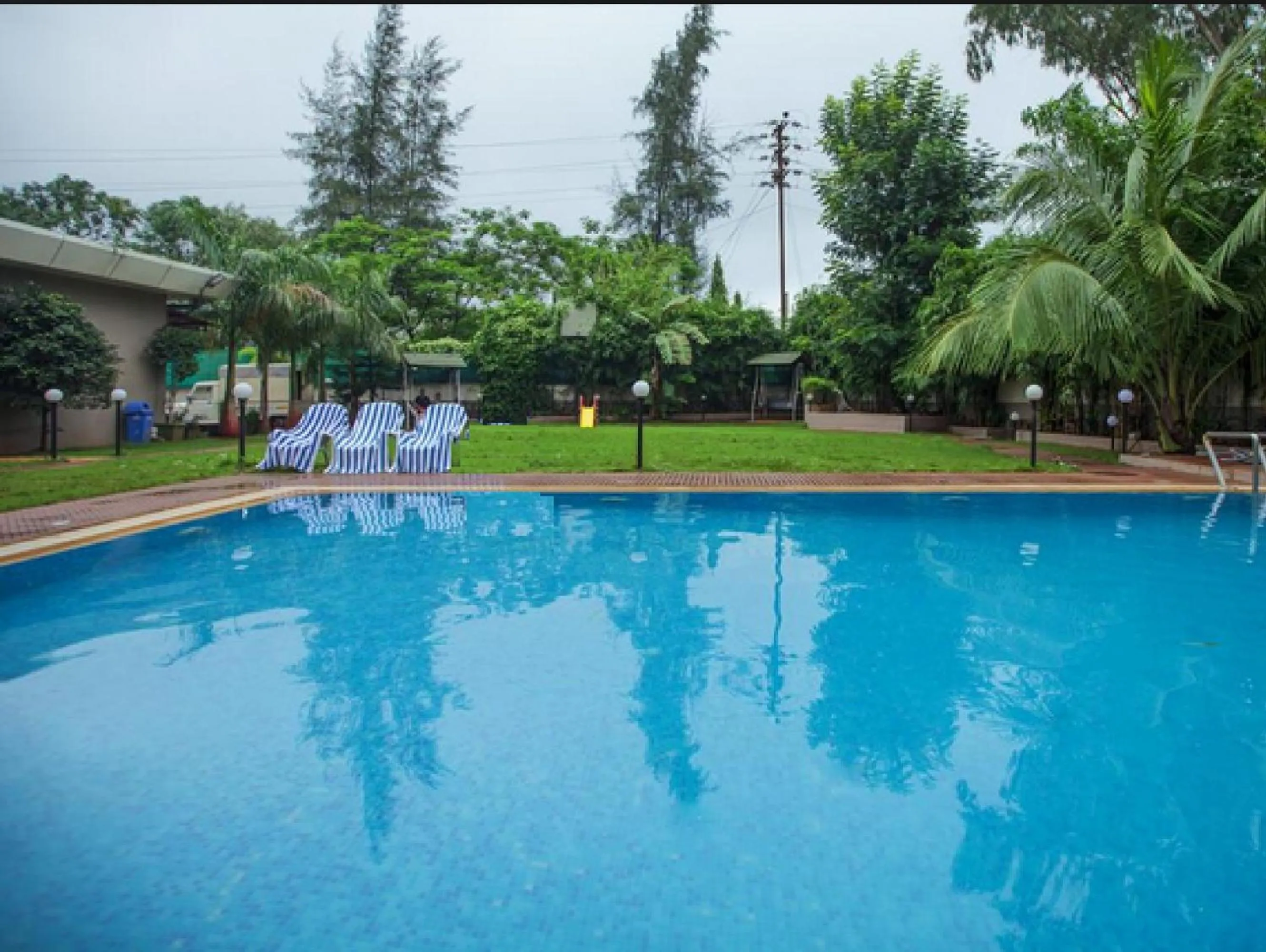 Swimming pool in Sterling Lonavala