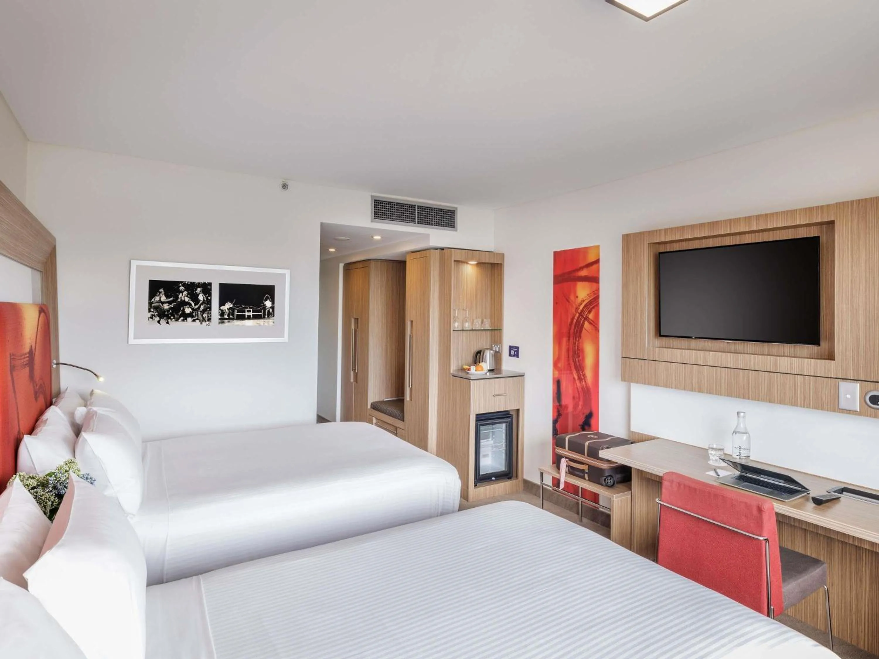 Bedroom, Bed in Novotel Sydney Olympic Park