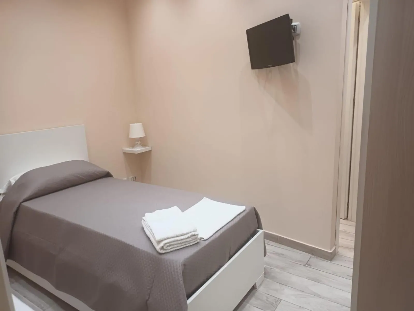 Bed in Monte Palace Palermo