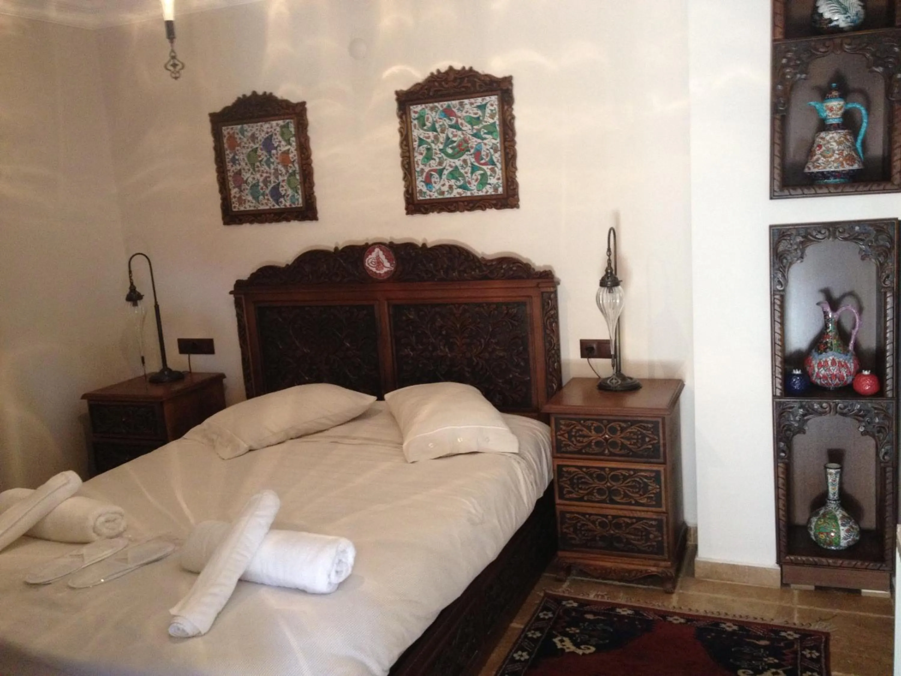 Photo of the whole room, Bed in Nilya Hotel