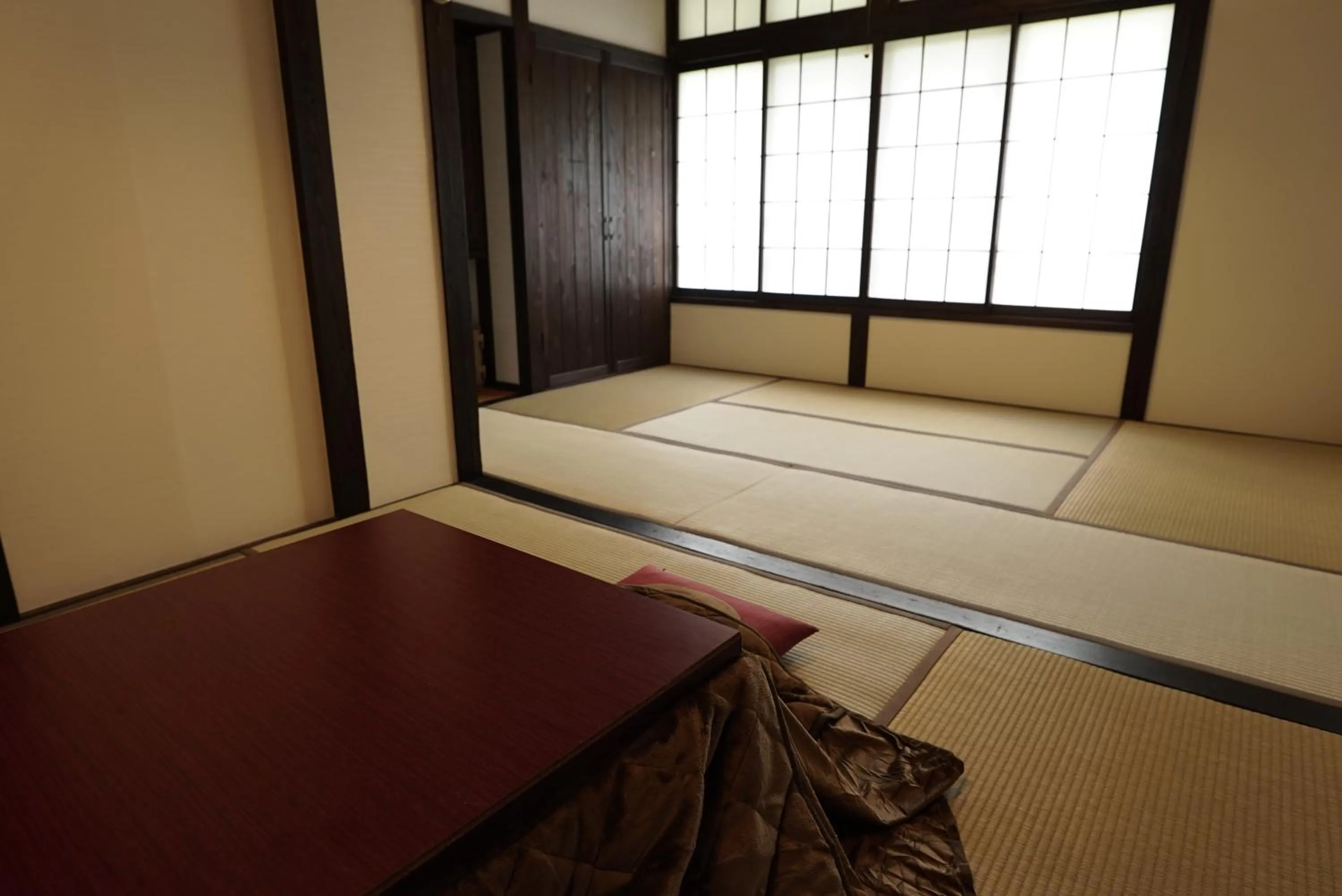 Photo of the whole room, Bed in Hakone Onsen Yuyado Yamanoshou