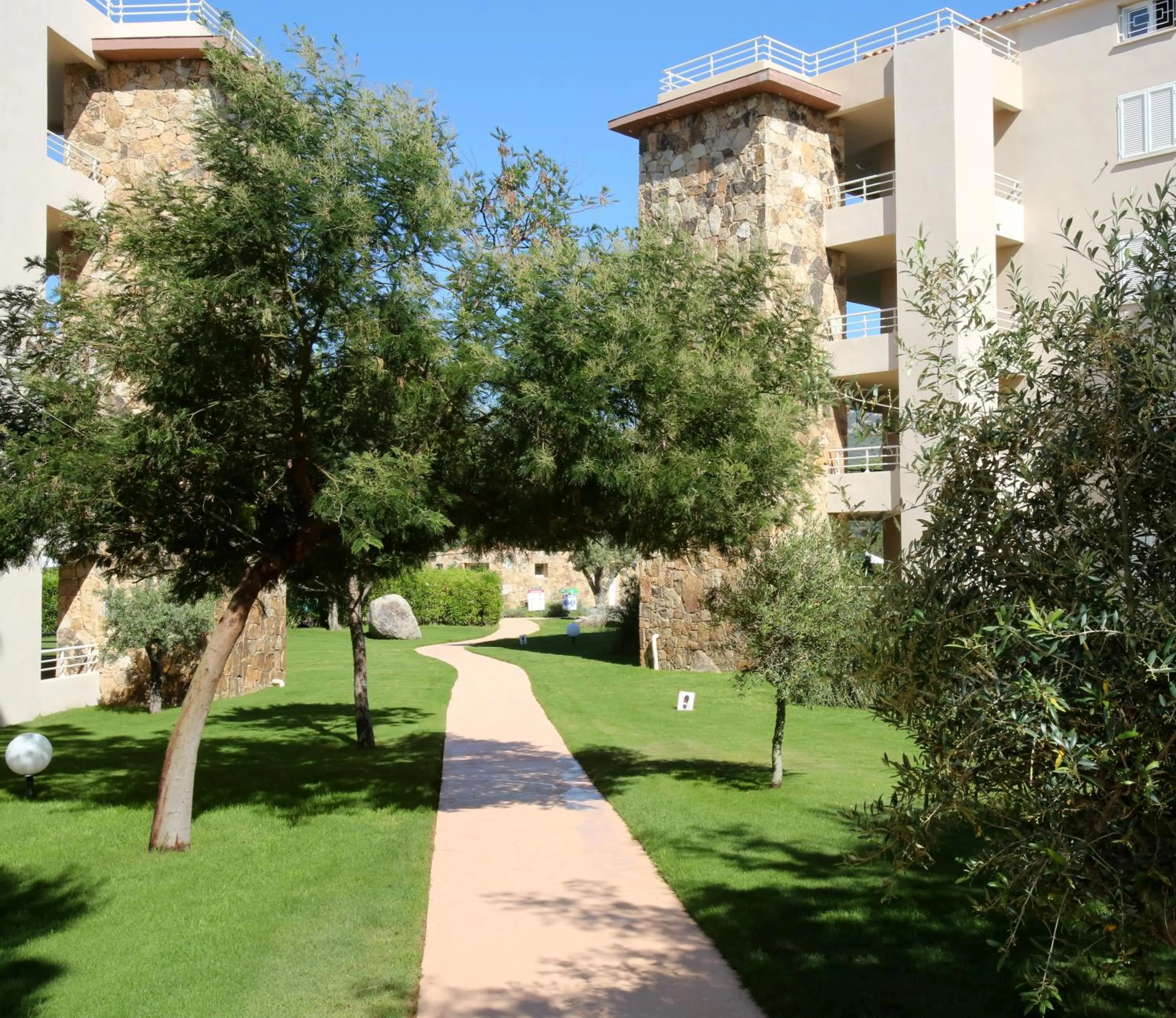 Spring in Résidence Salina Bay