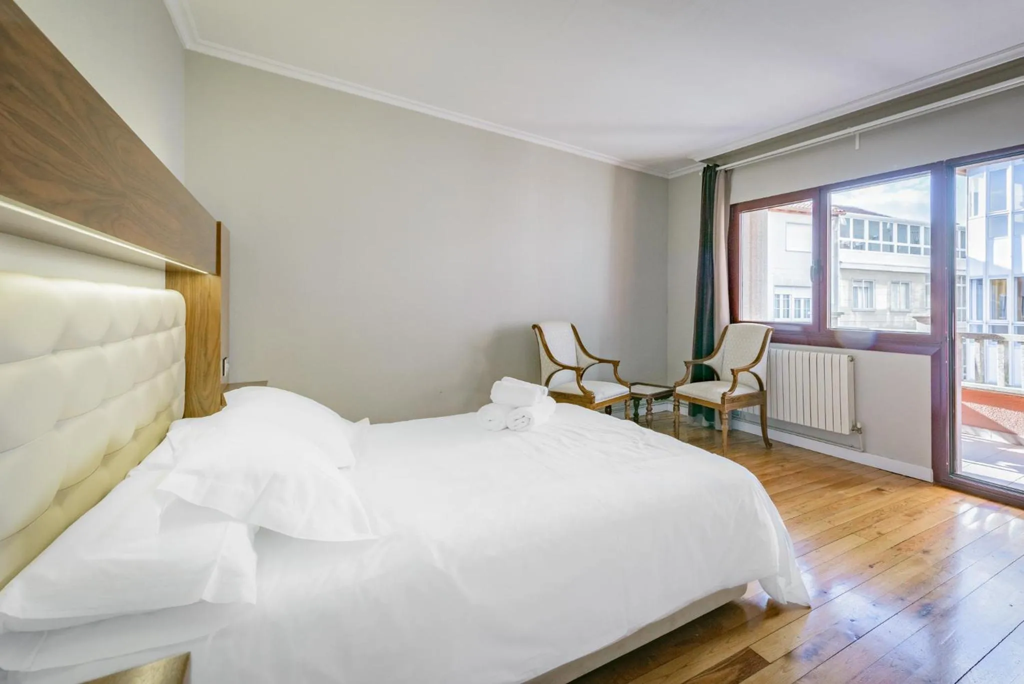 Photo of the whole room in Hotel Mogay