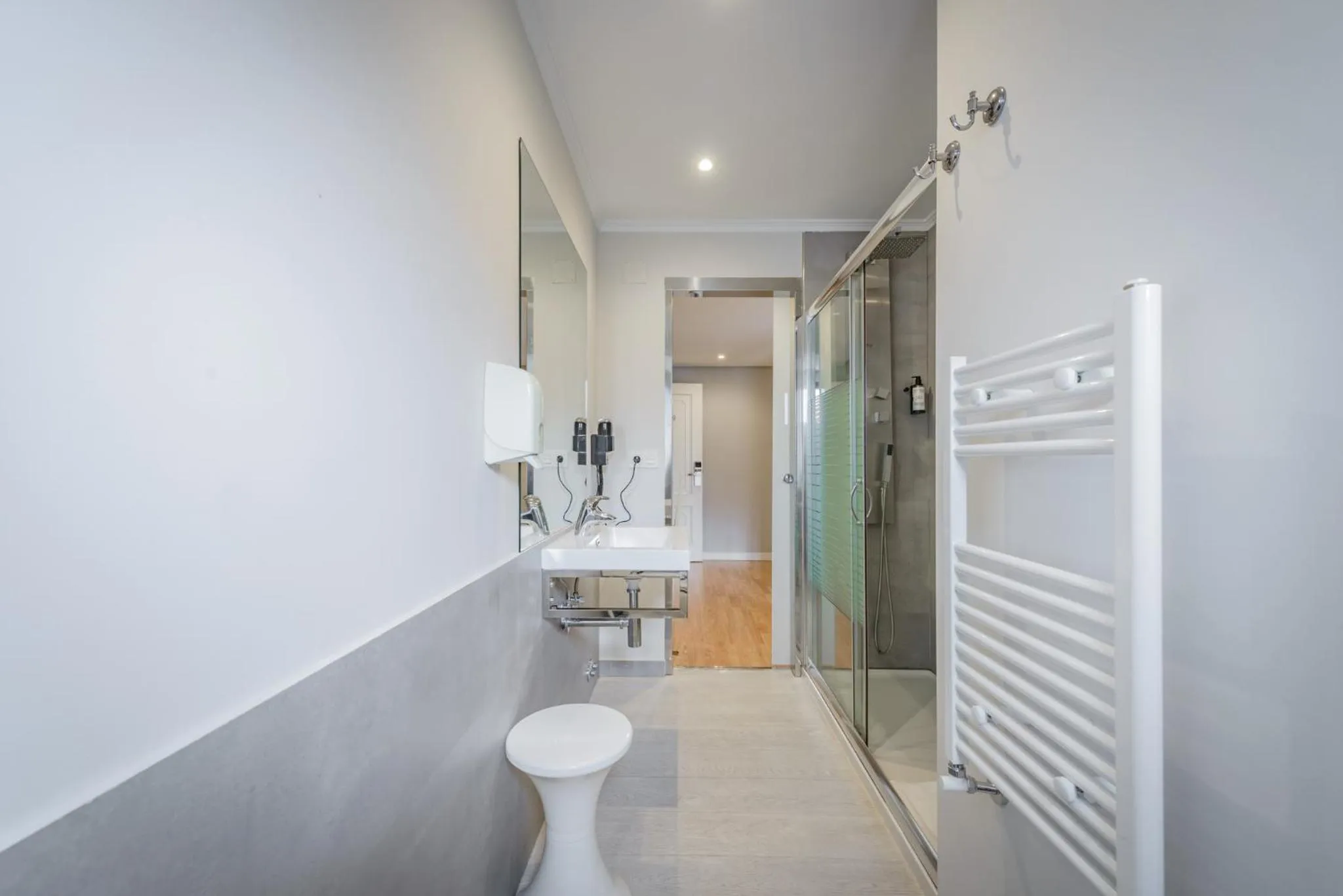 Bathroom in Hotel Mogay