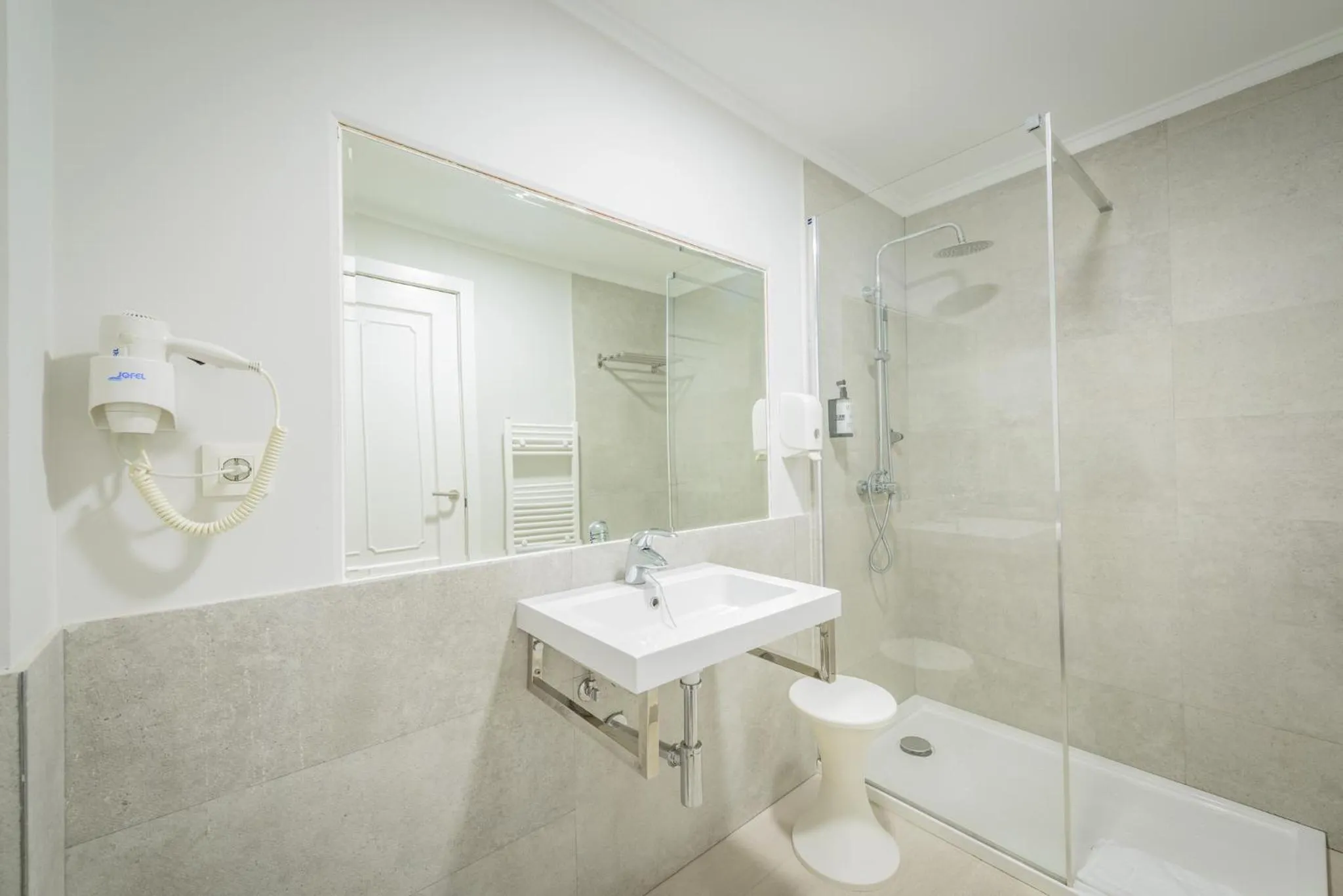 Bathroom in Hotel Mogay