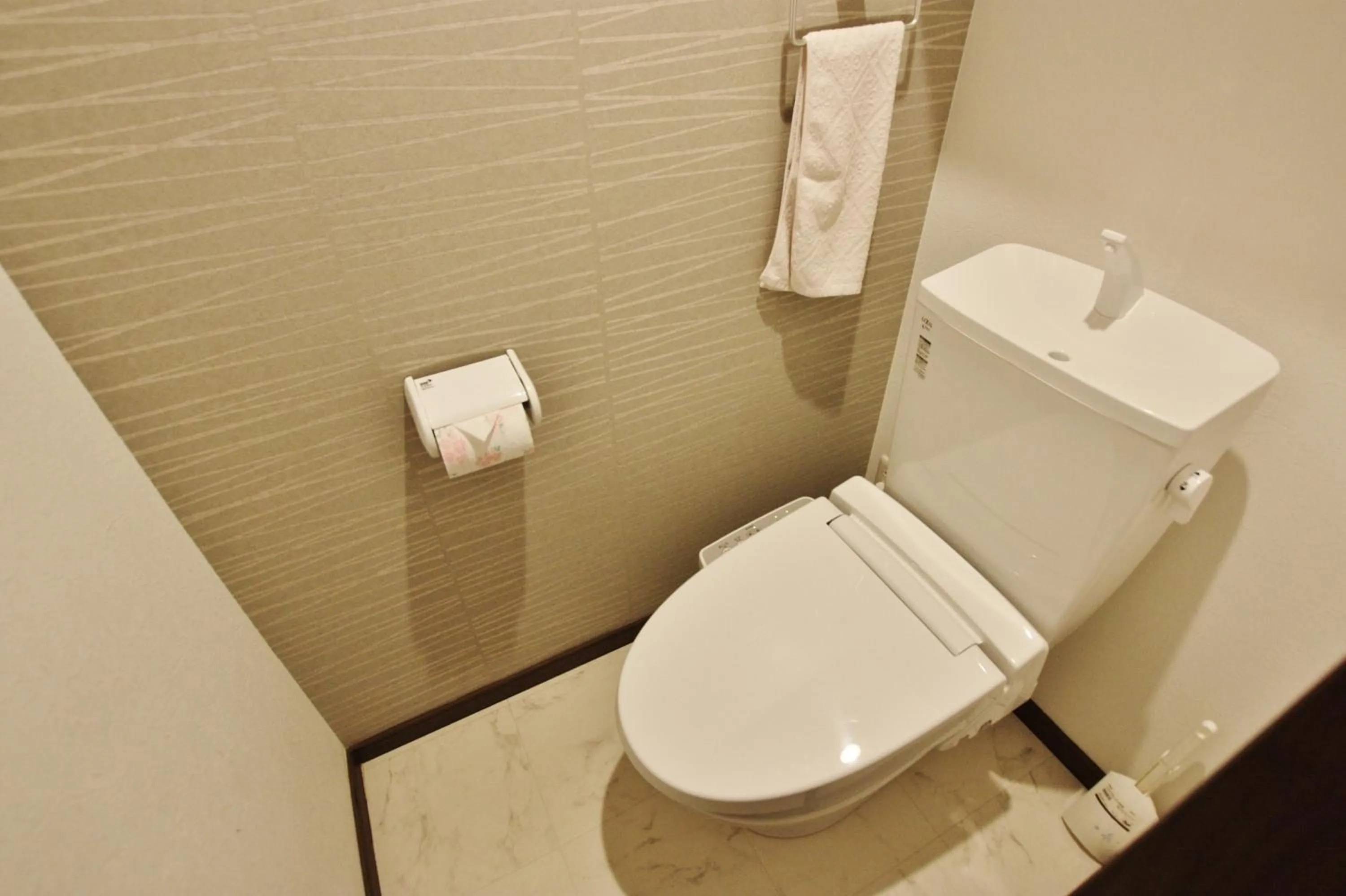 Photo of the whole room in Forest Terrace Tenjinminami