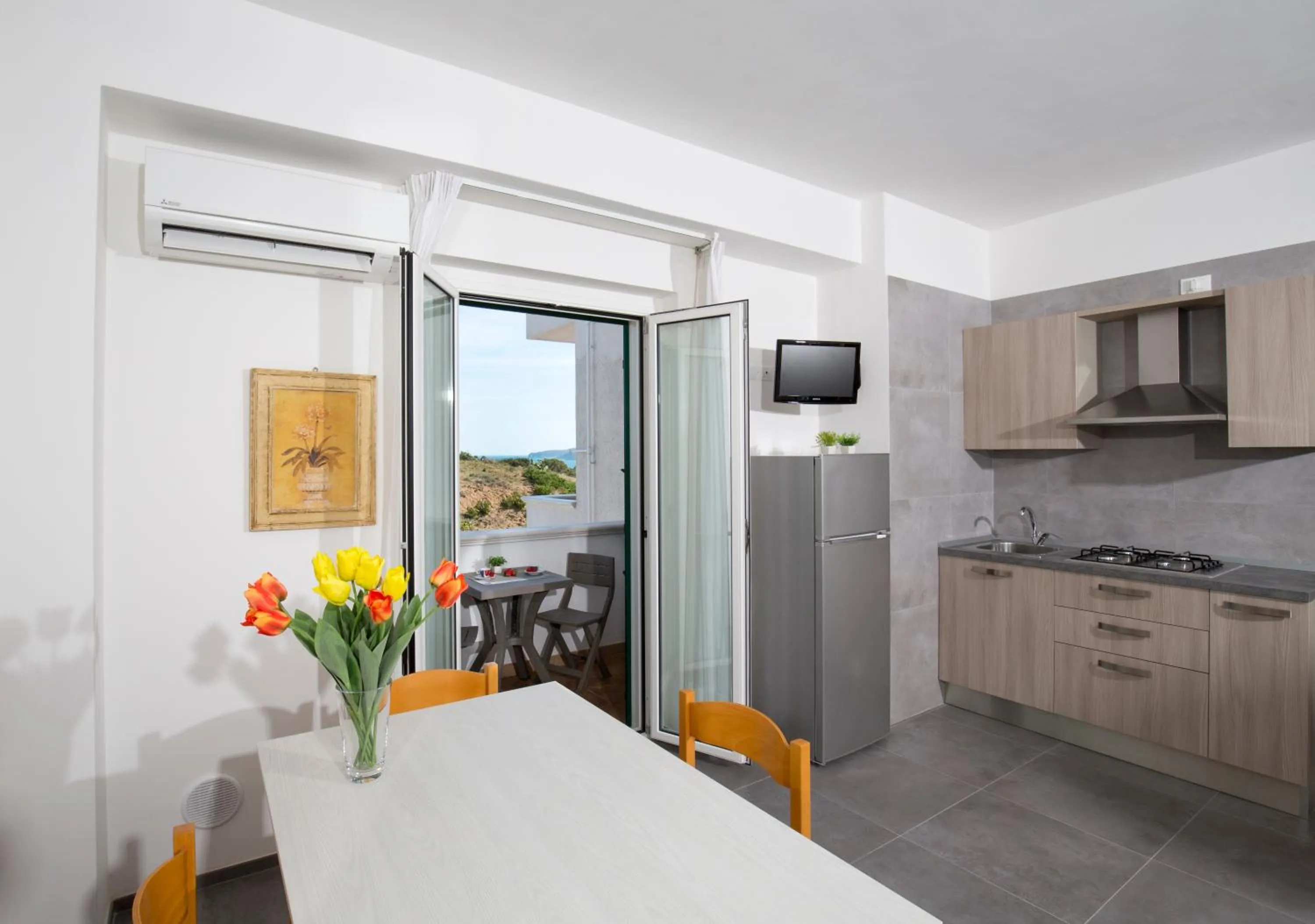 Dining area in Svevo Sea House