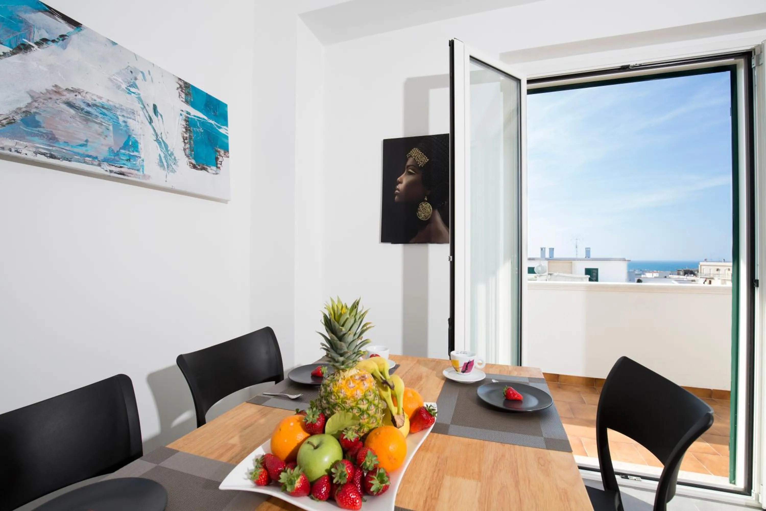 Dining area in Svevo Sea House
