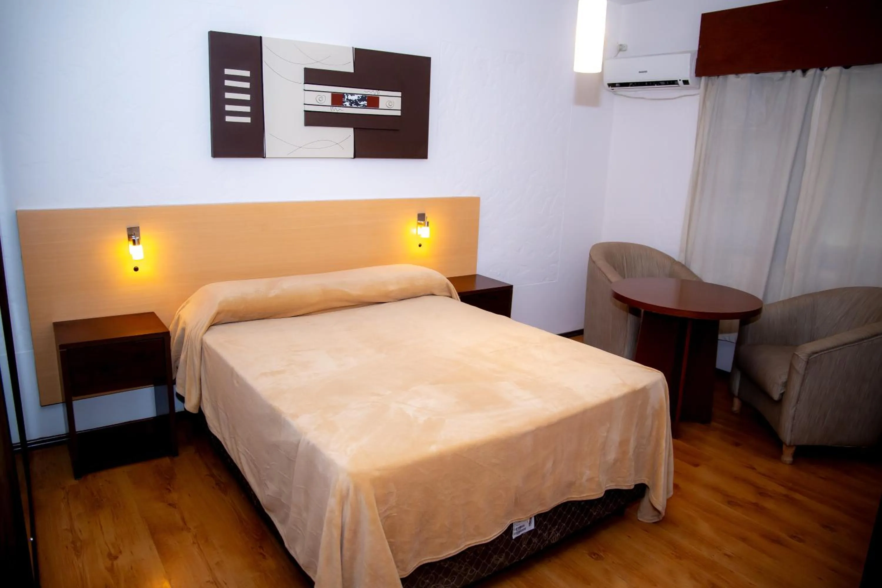 Bedroom, Bed in Hotel Internacional