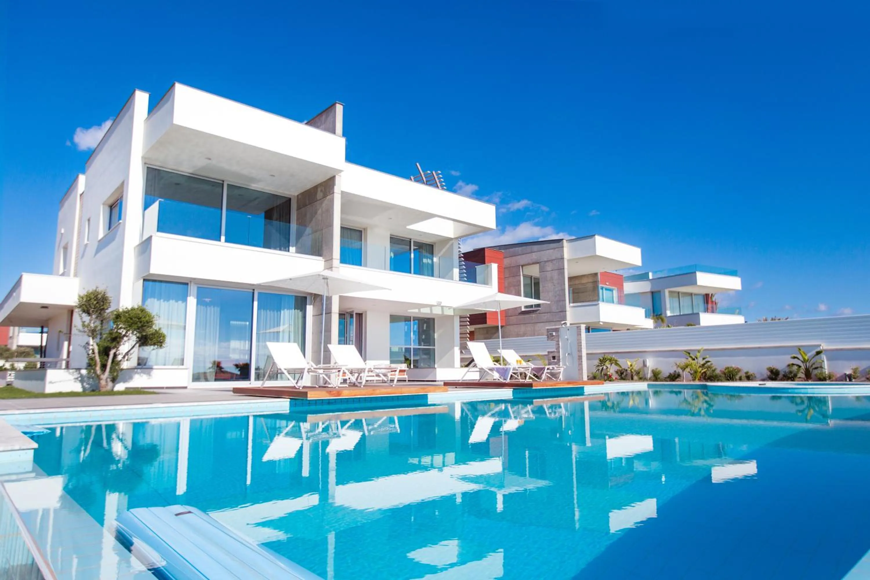 Hot Tub in Vivo Mare Beachfront-Seaview Villas