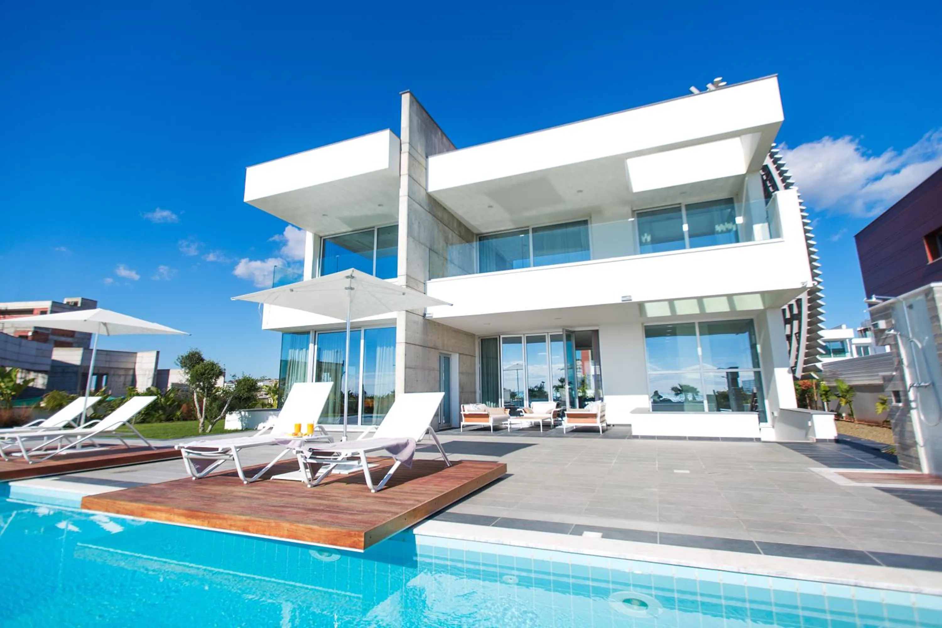 Swimming pool in Vivo Mare Beachfront-Seaview Villas