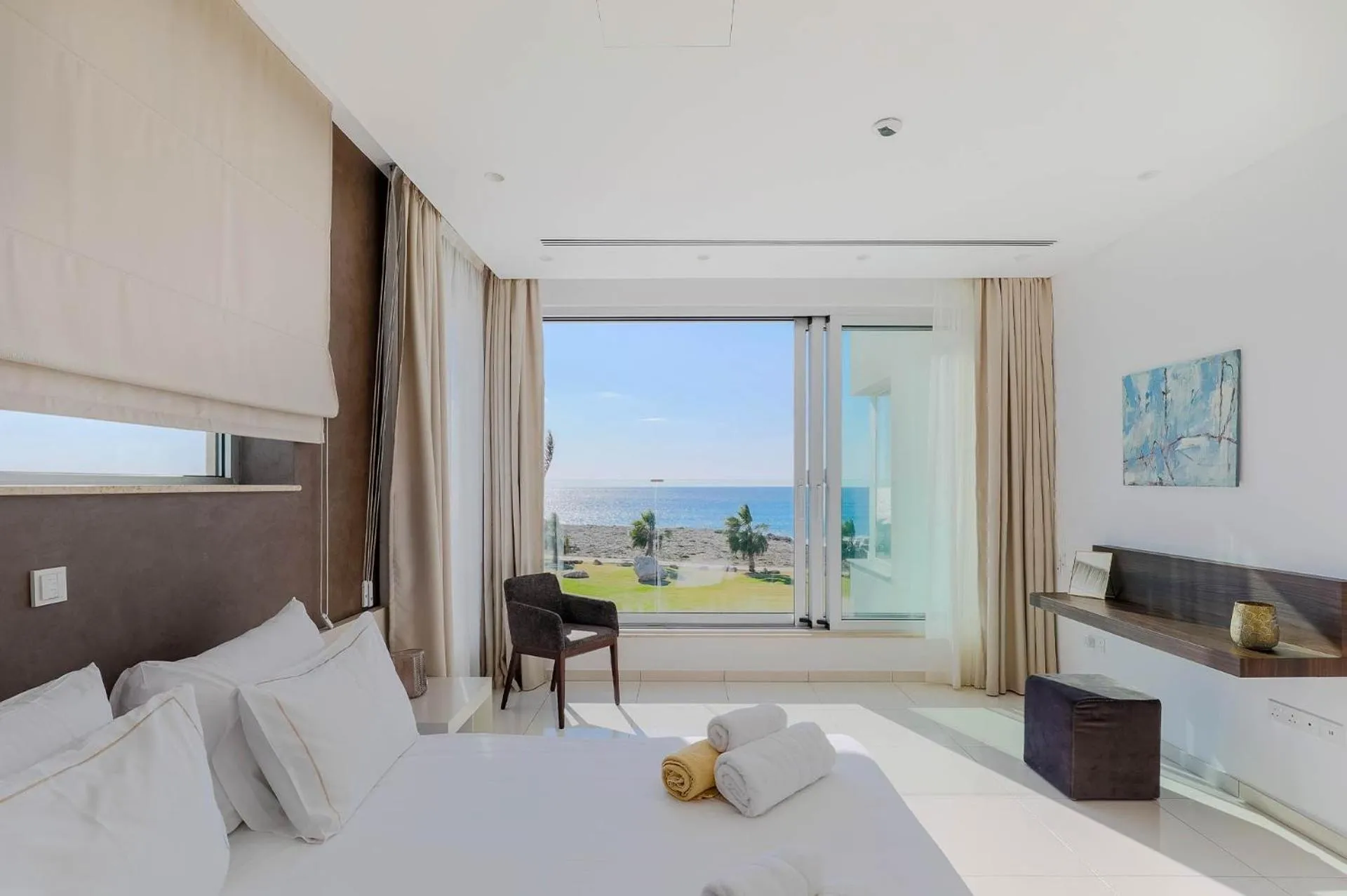 Bed in Vivo Mare Beachfront-Seaview Villas