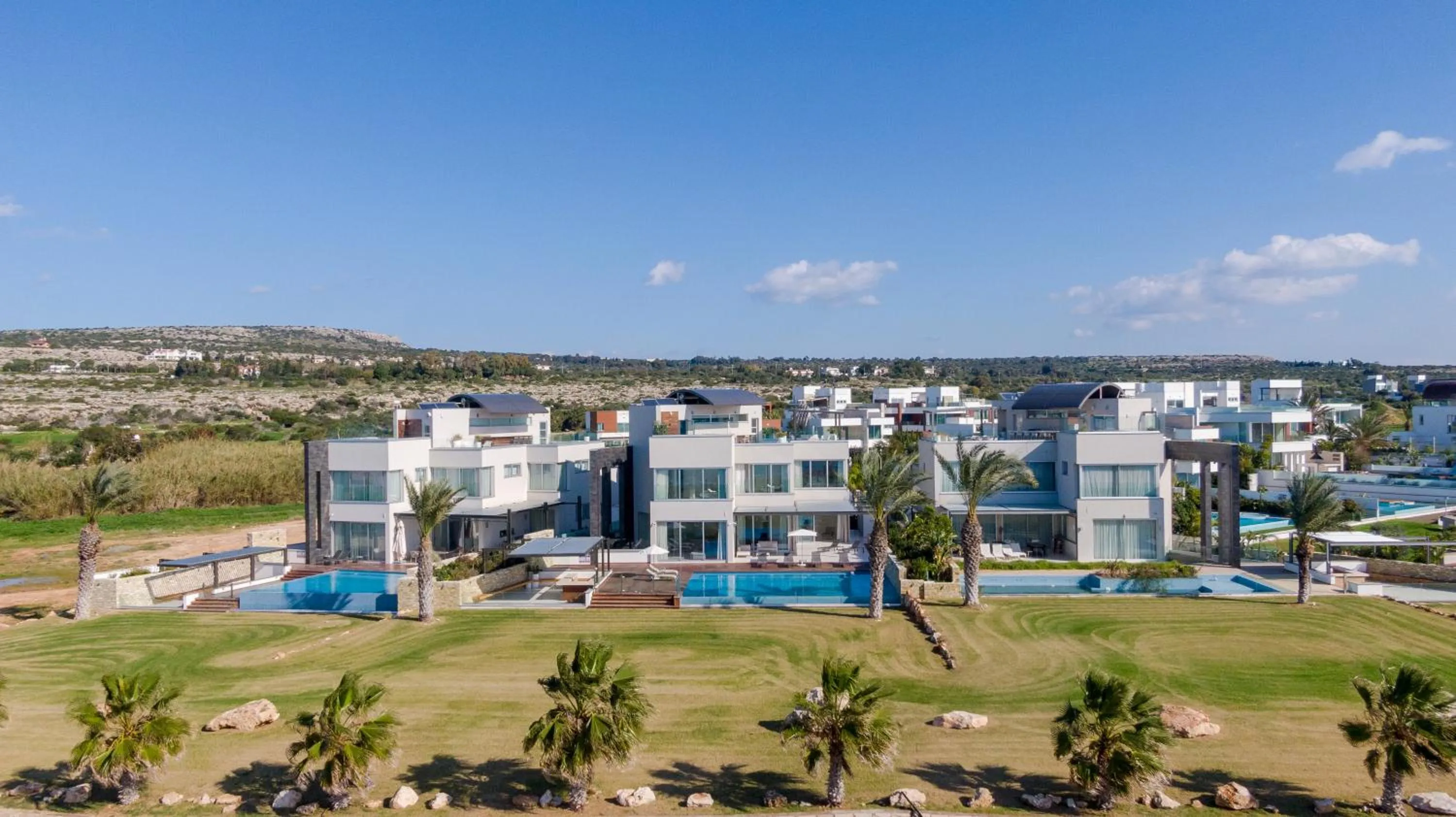 Property building in Vivo Mare Beachfront-Seaview Villas