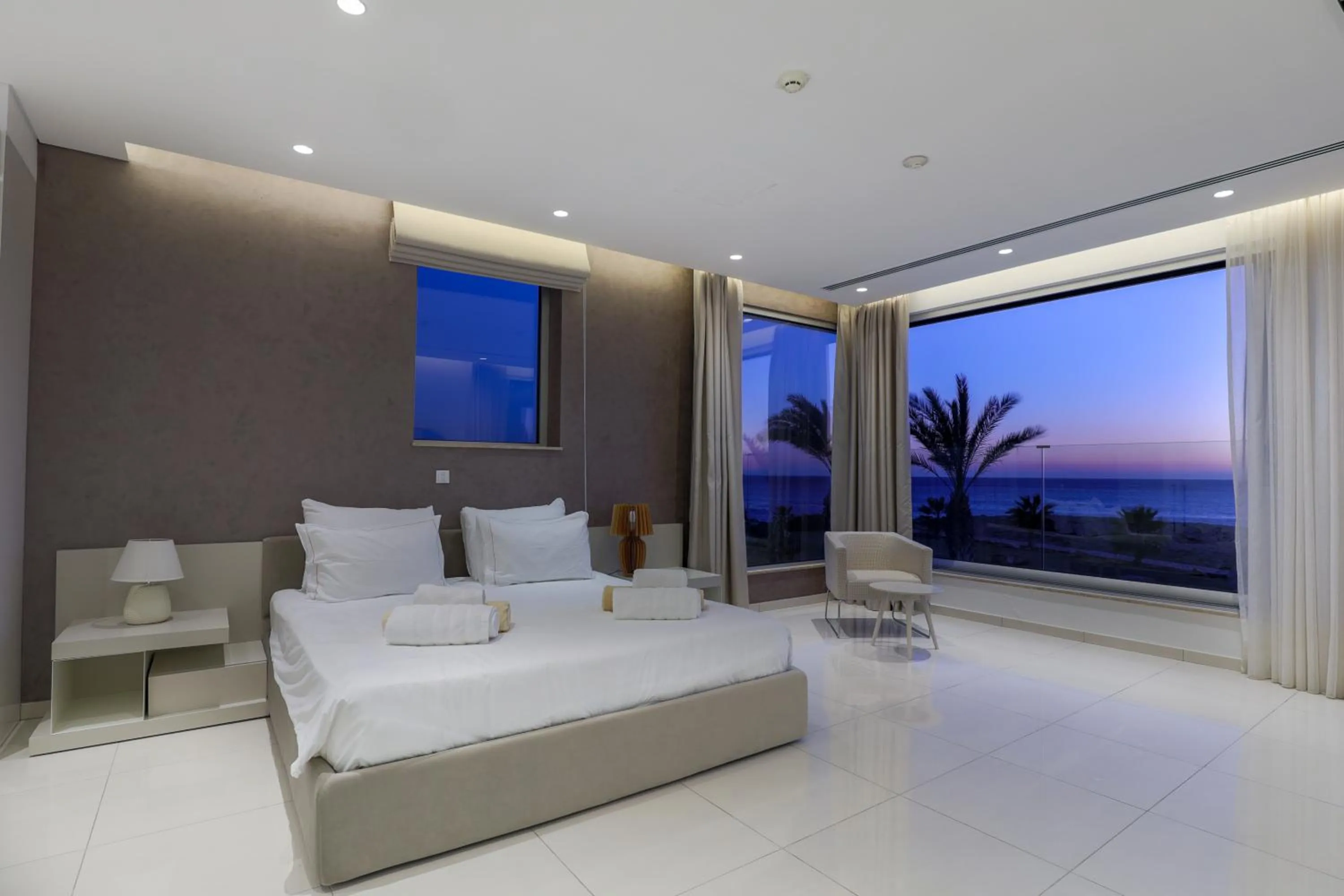 Bed in Vivo Mare Beachfront-Seaview Villas