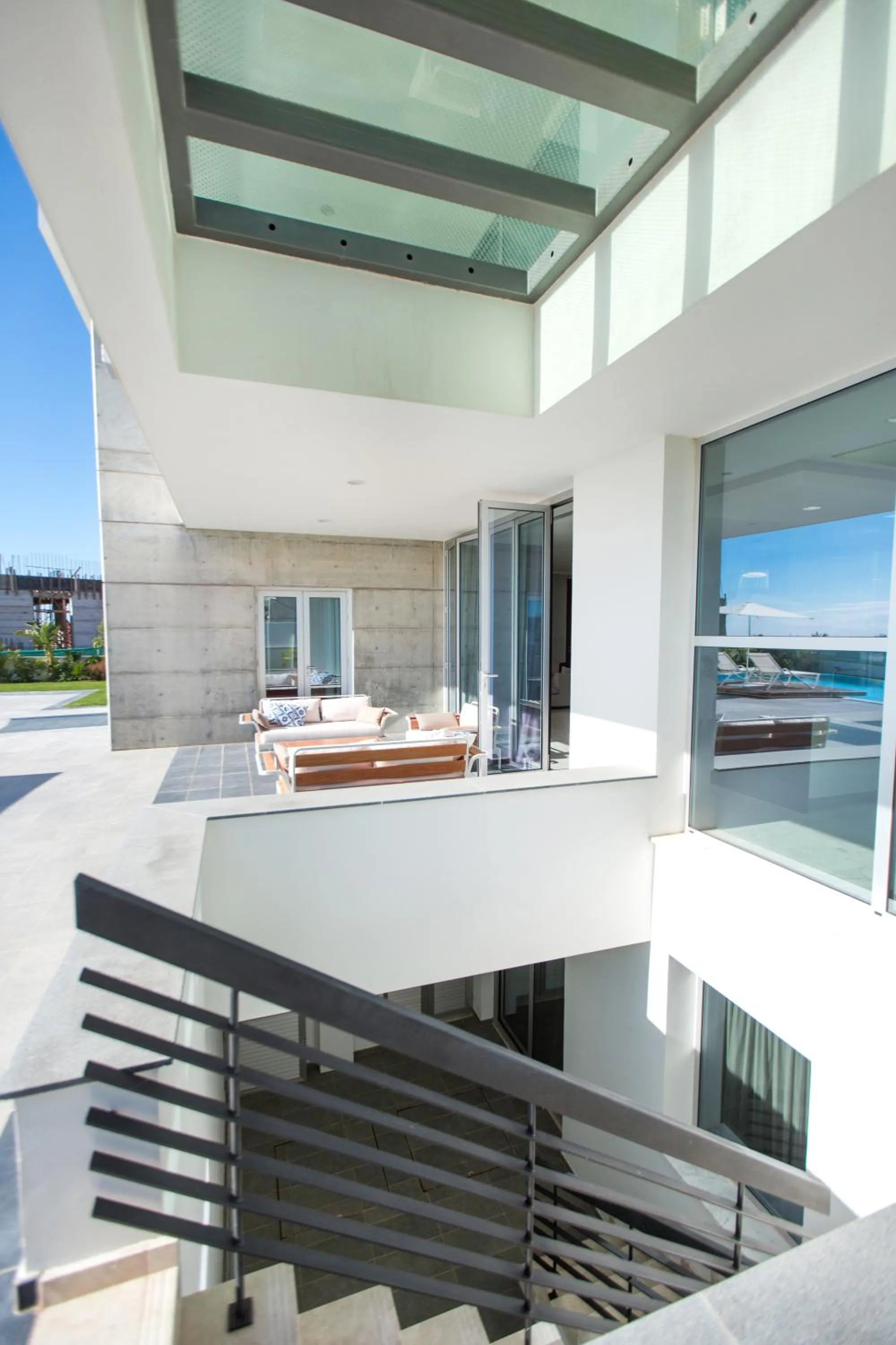 Patio in Vivo Mare Beachfront-Seaview Villas