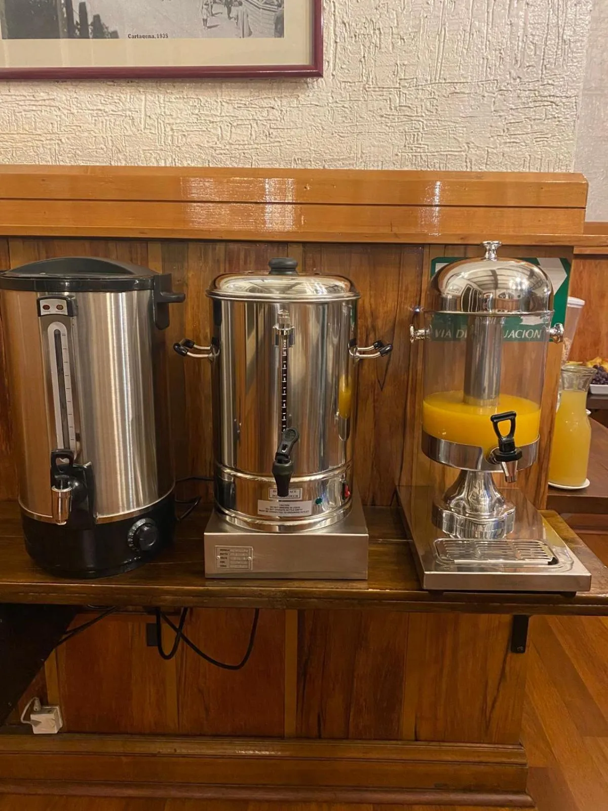 Breakfast in Hotel Vegas