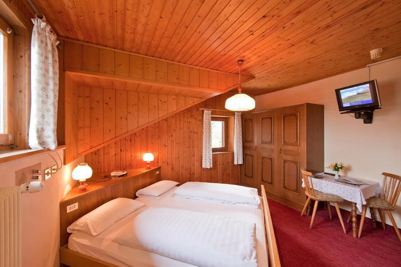 Photo of the whole room, Bed in Hotel Rainegg