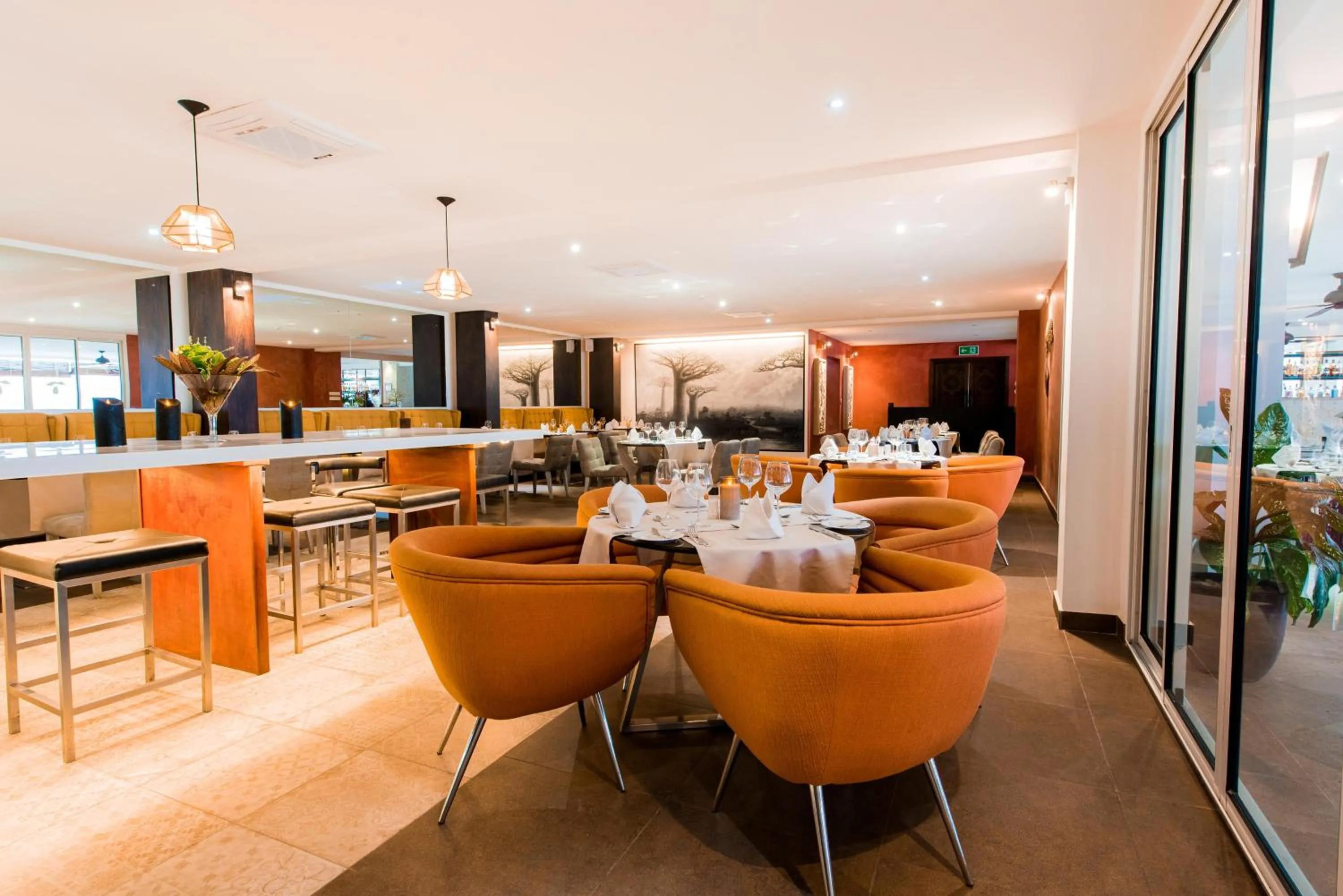 Restaurant/places to eat in Baobab Tree Hôtel & Spa