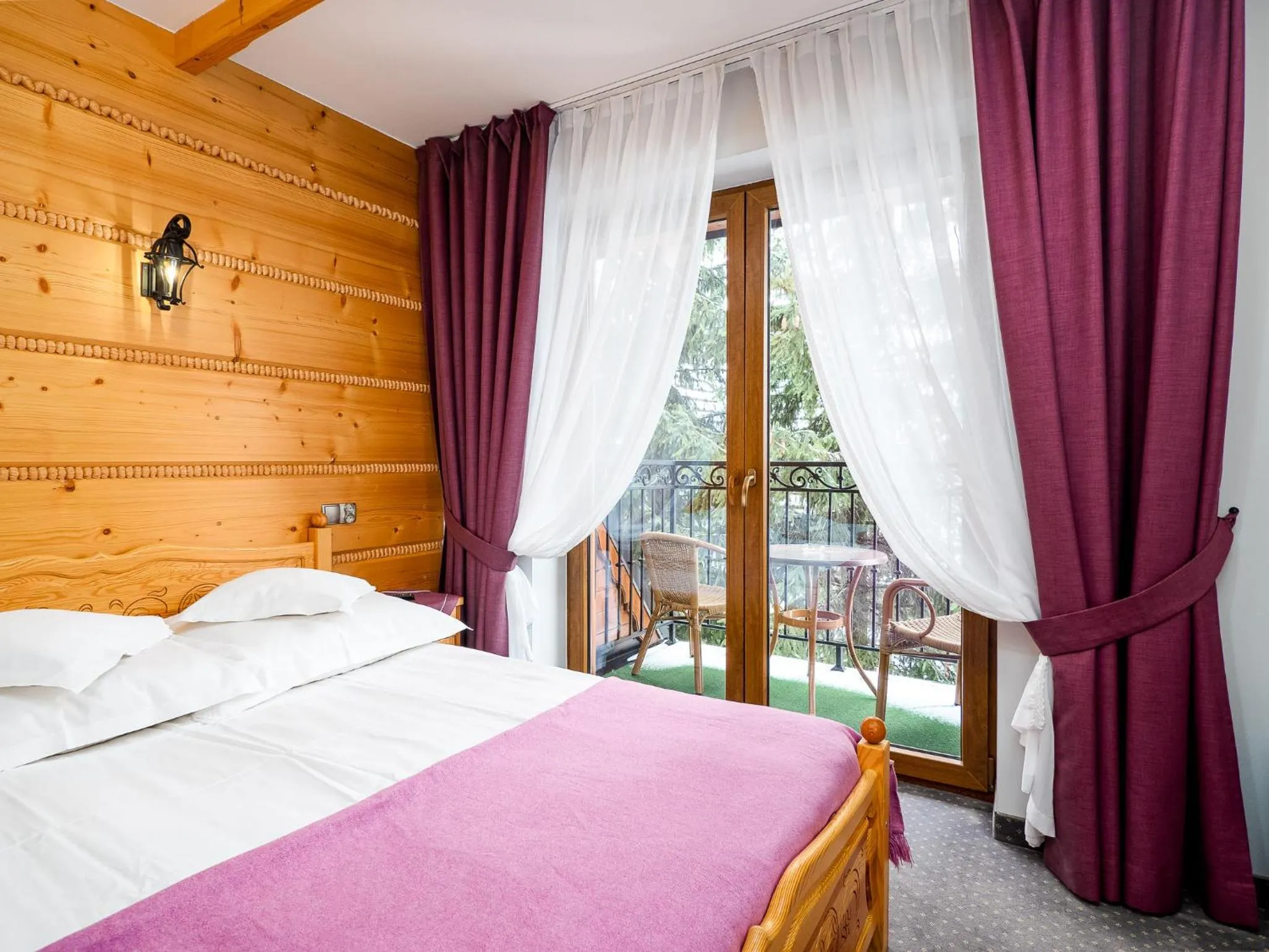 Bed in ECO Willa Grand Karpatia Ski&Wellness