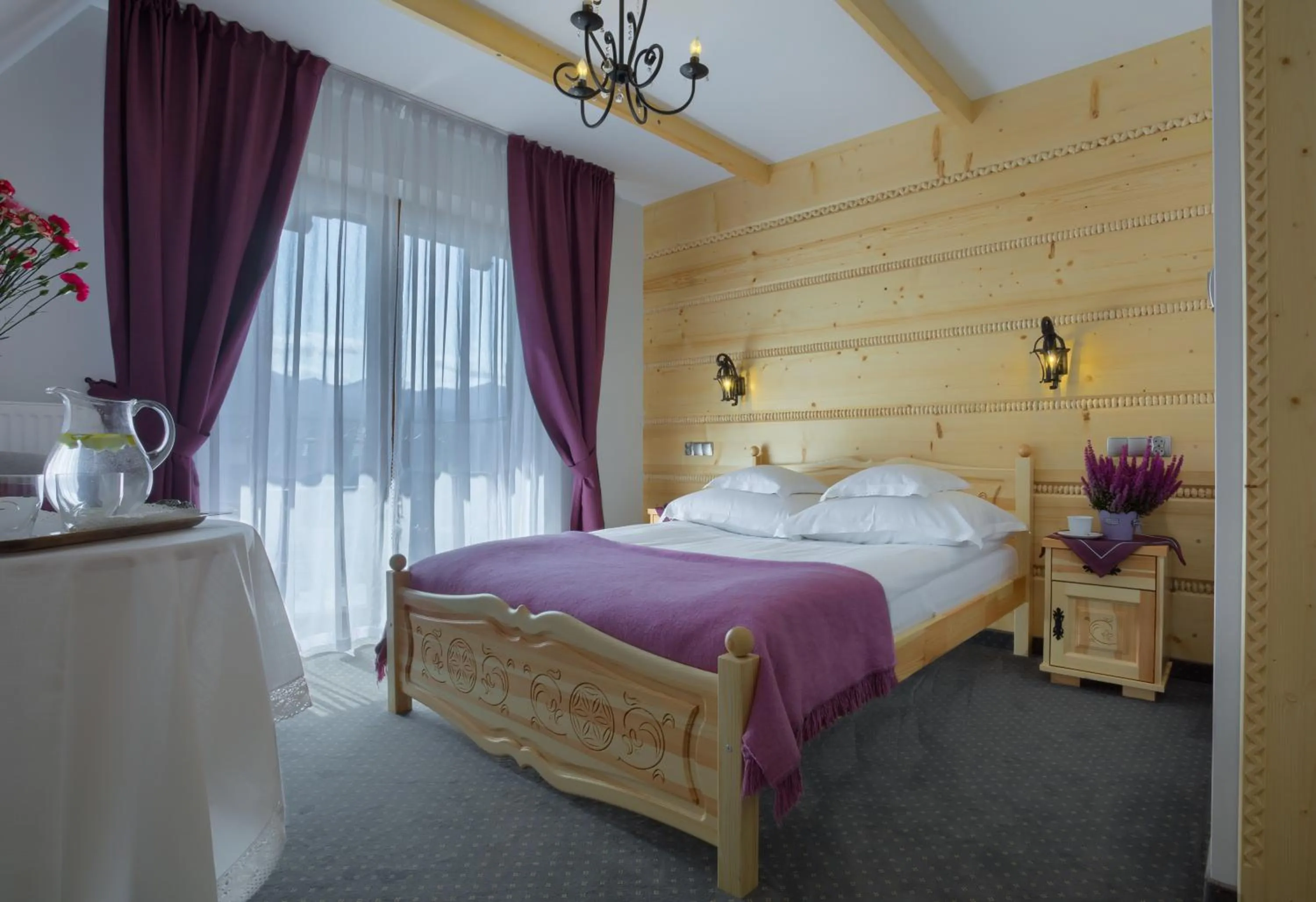 Balcony/Terrace, Bed in ECO Willa Grand Karpatia Ski&Wellness