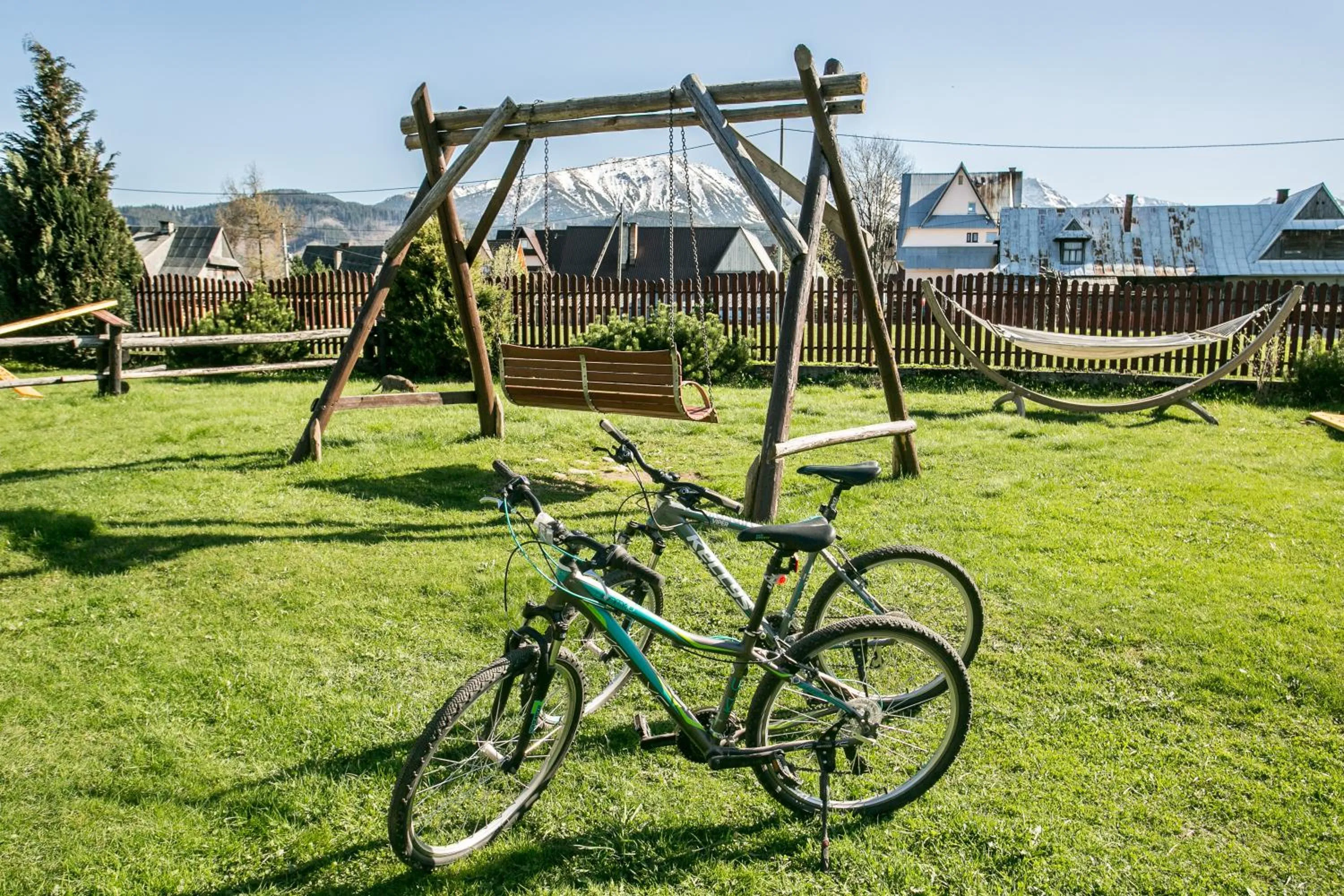 Garden in ECO Willa Grand Karpatia Ski&Wellness