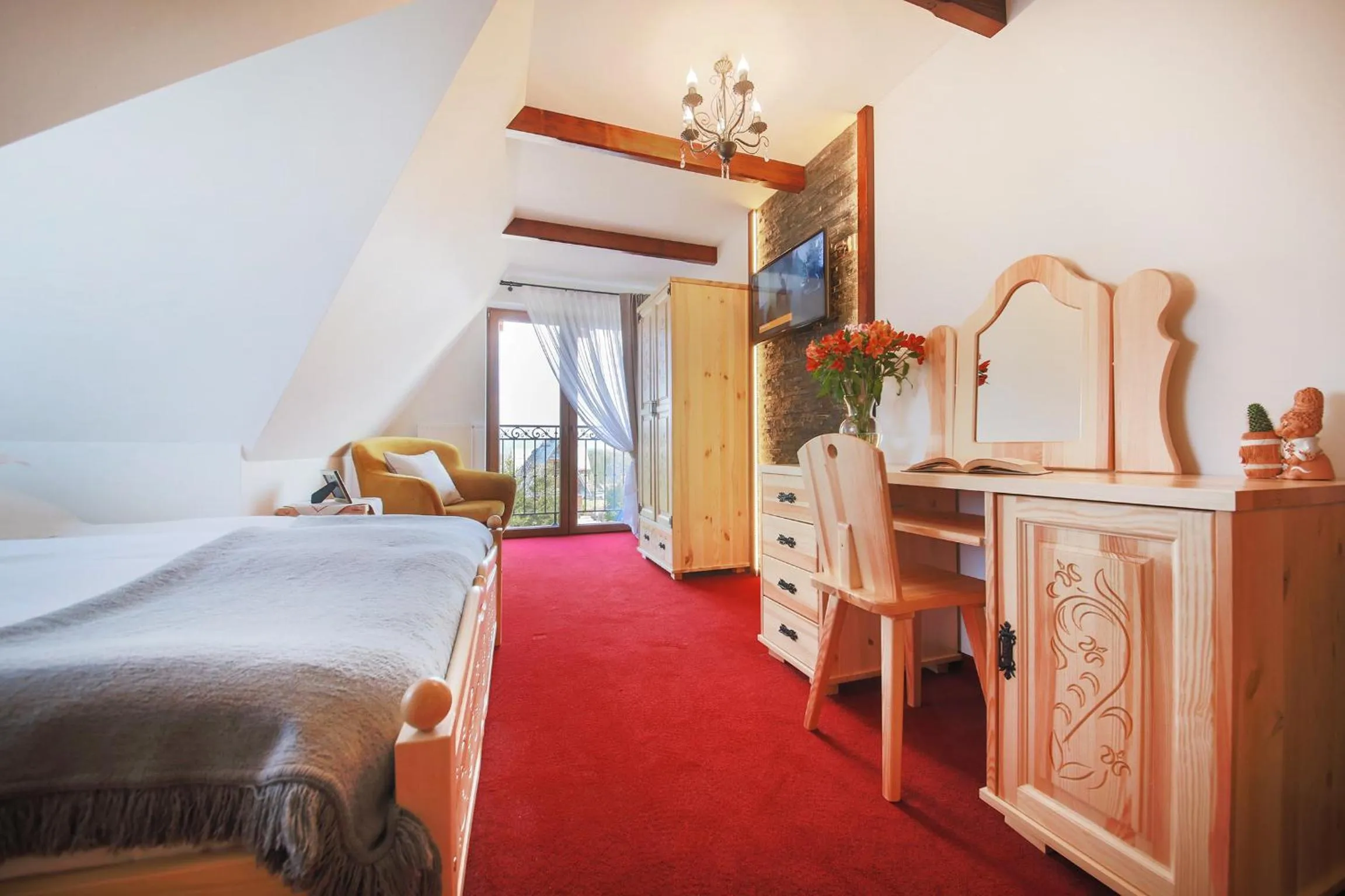 Bathroom, Bed in ECO Willa Grand Karpatia Ski&Wellness