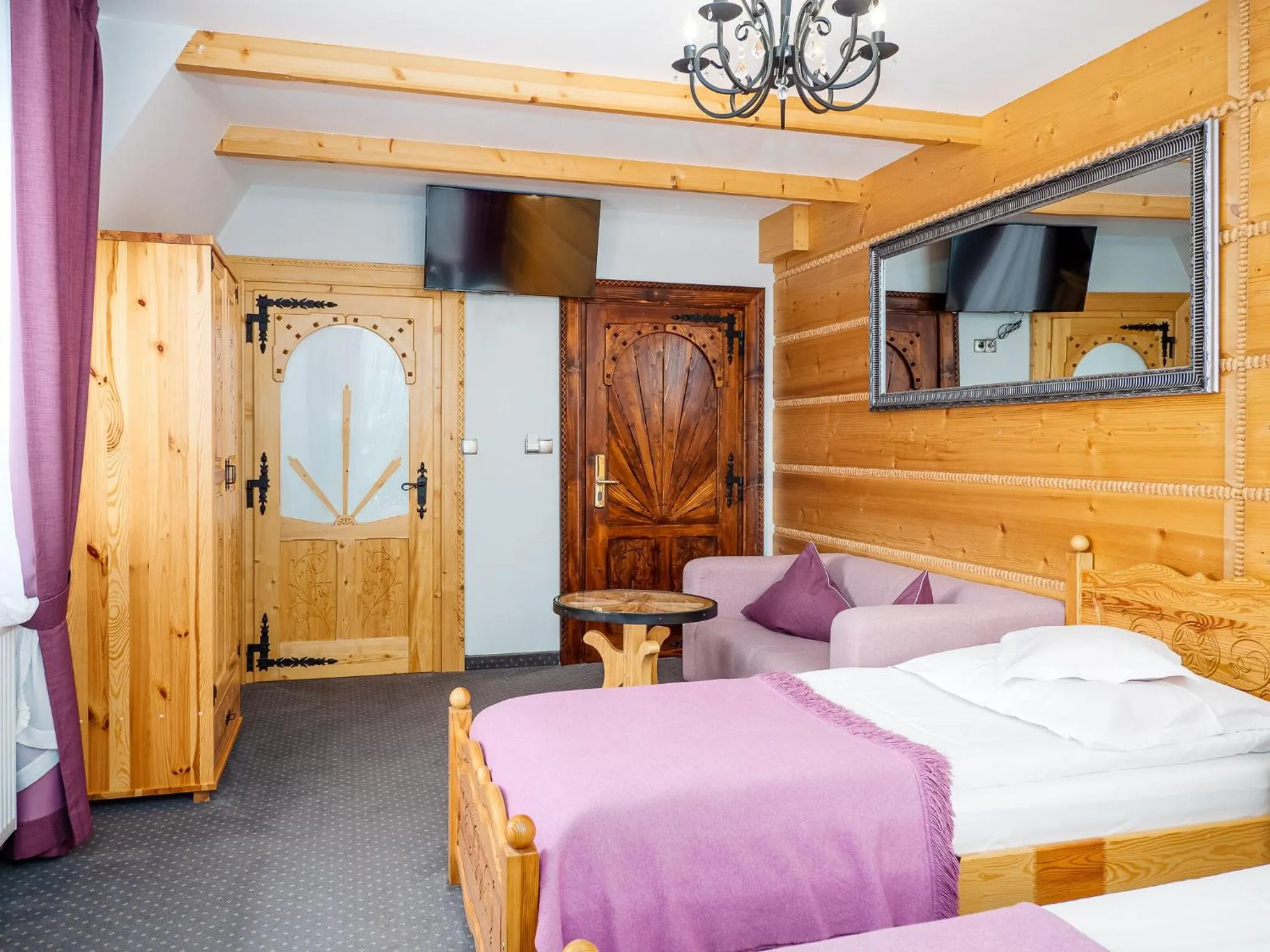 Bed in ECO Willa Grand Karpatia Ski&Wellness