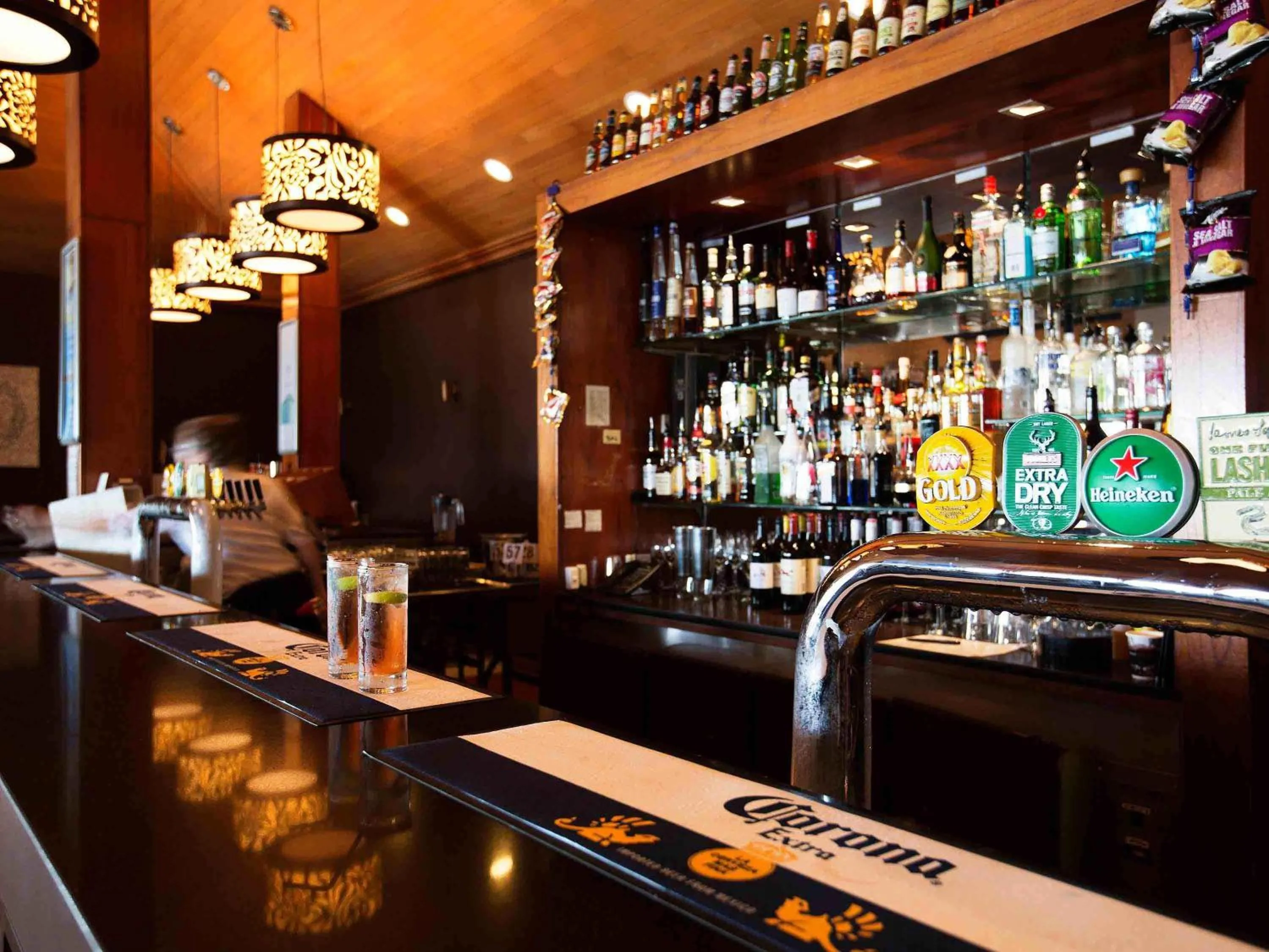 Lounge or bar in Novotel Sunshine Coast Resort