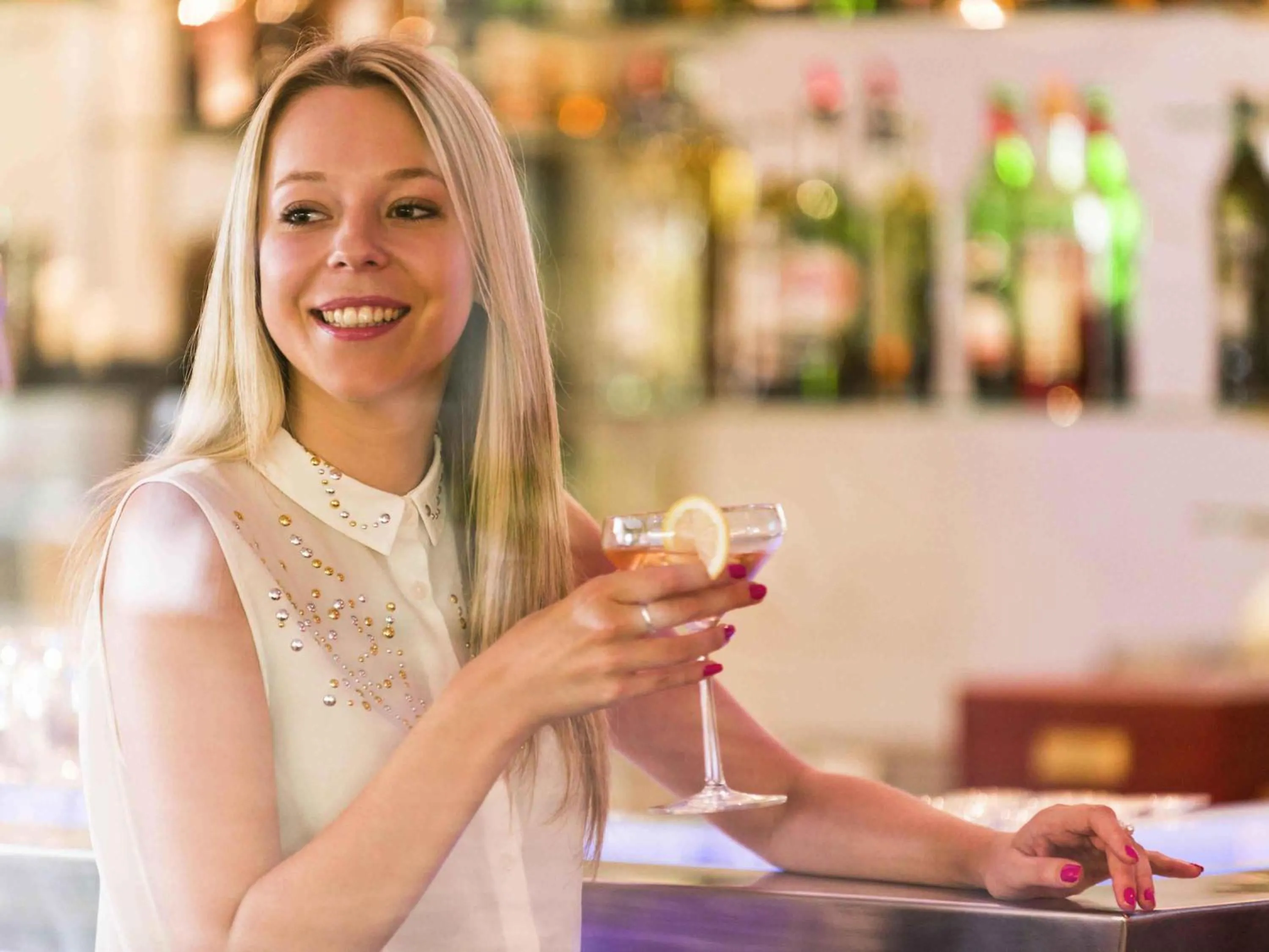 Restaurant/places to eat in Novotel Sunshine Coast Resort