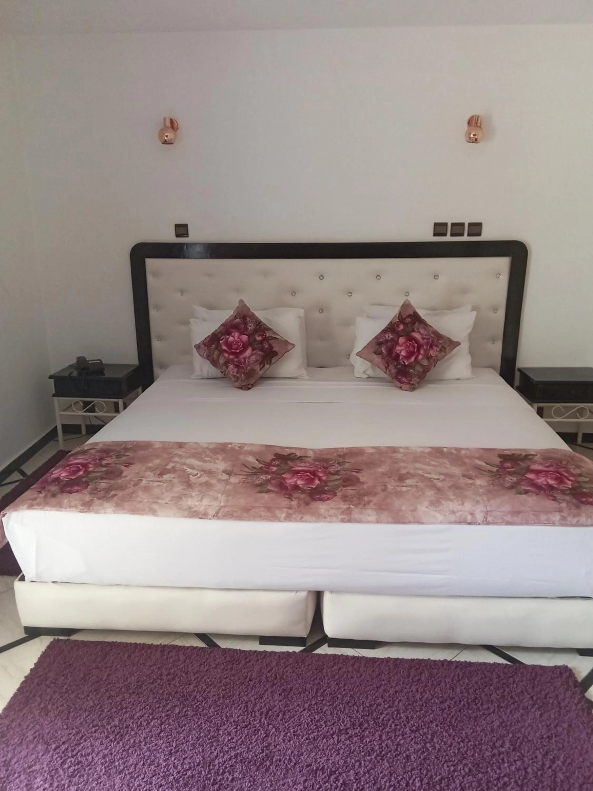 Bed in Hotel Al Kabir