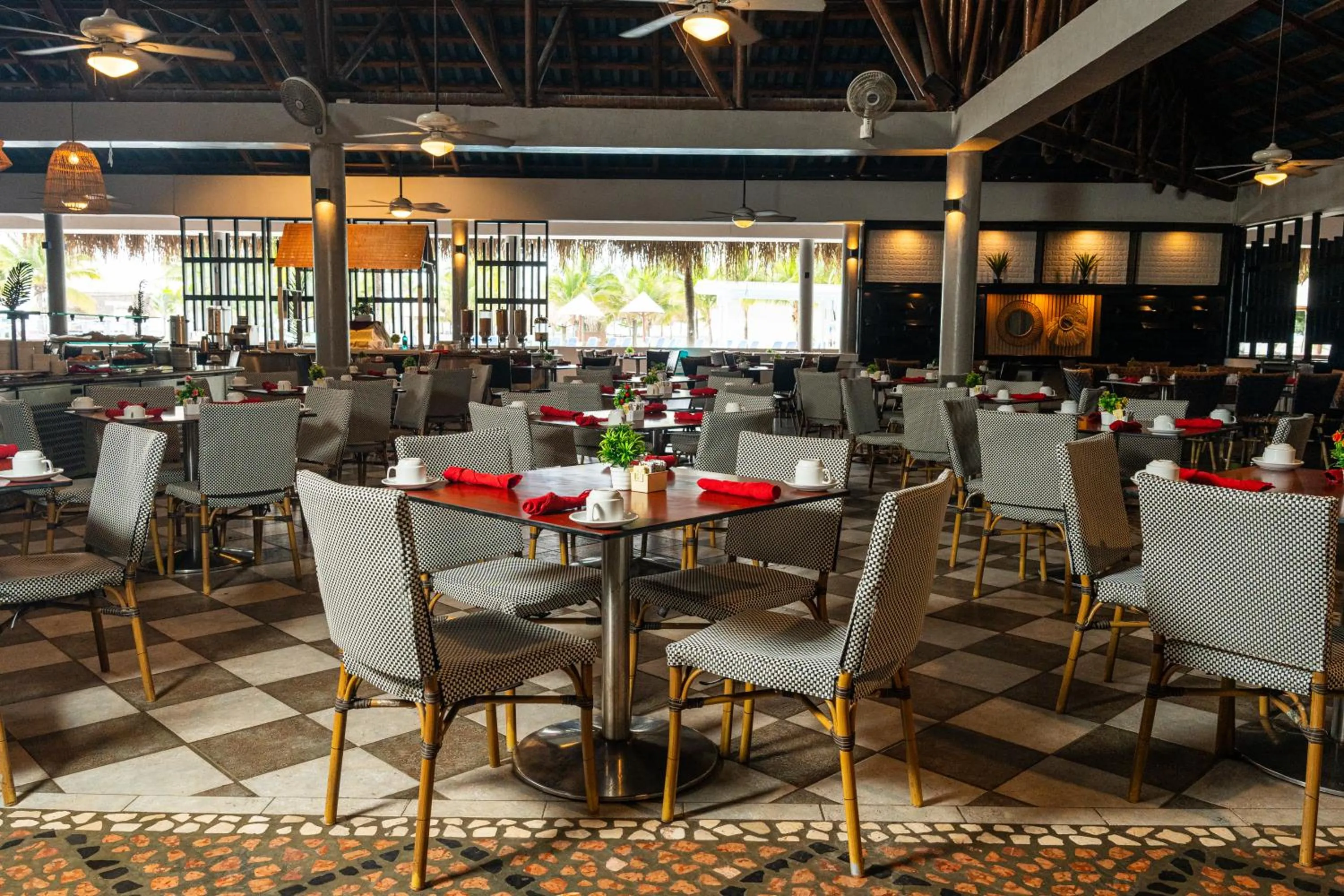 Restaurant/places to eat in Playa Blanca Beach Resort - All Inclusive