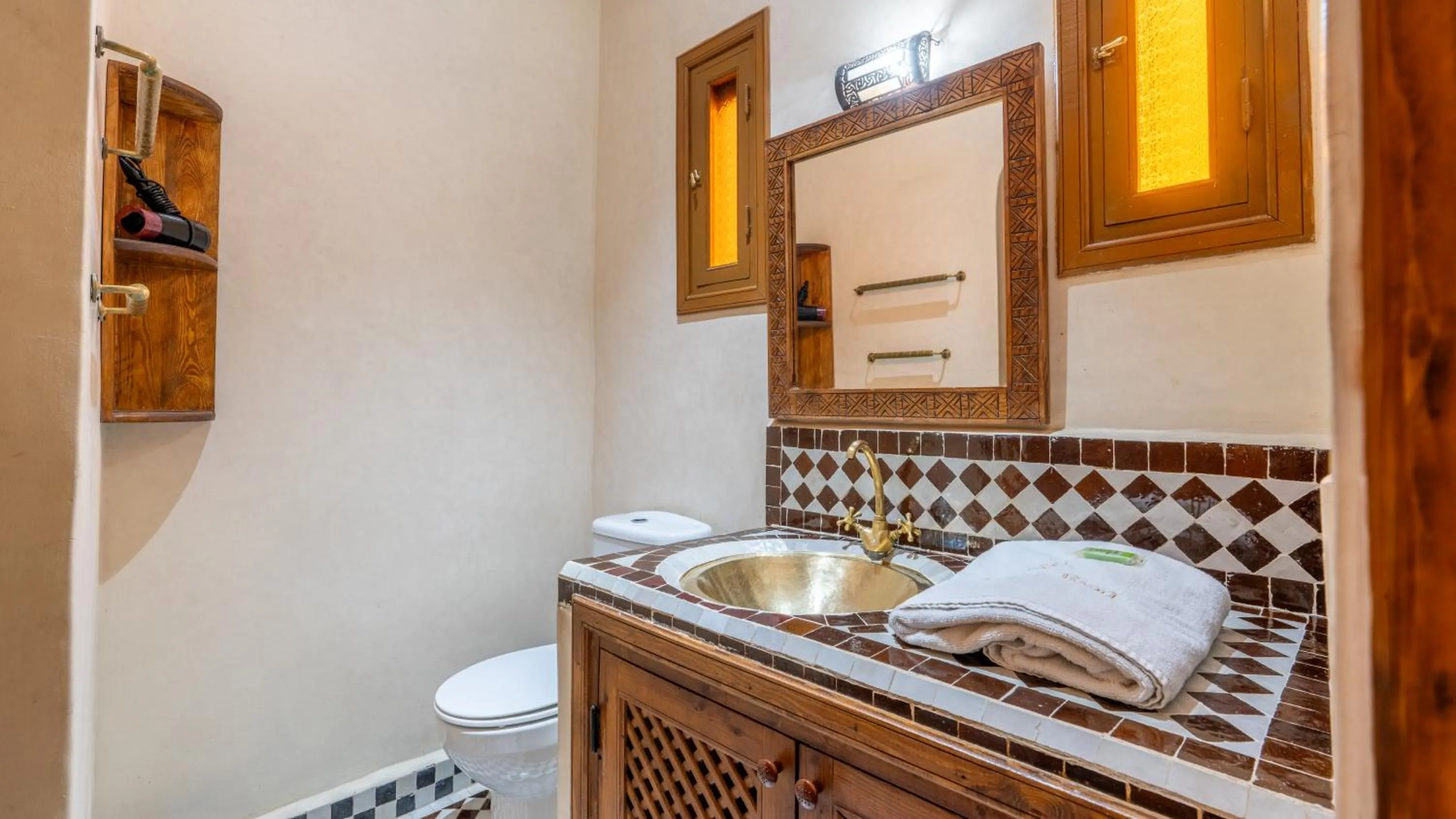 Shower in Riad Abaka hotel & boutique