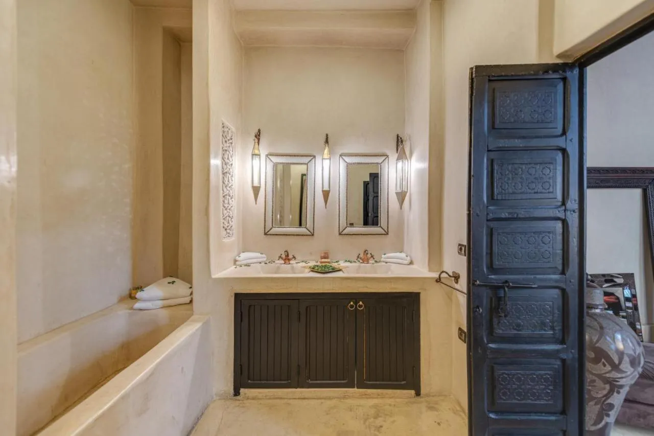 Bathroom in Dar Darma