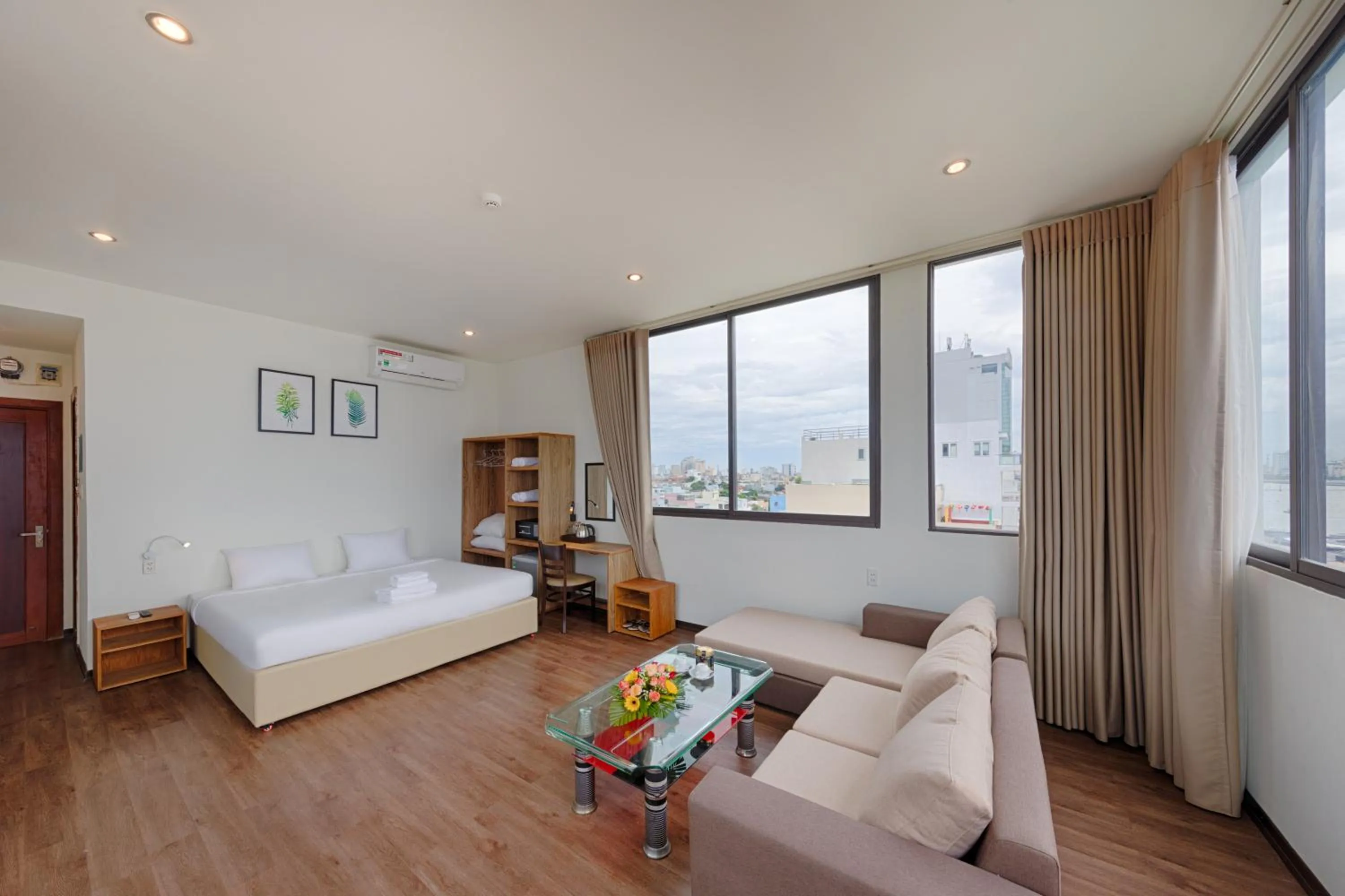 Seating area, Bed in Vitalis Riverside Hotel