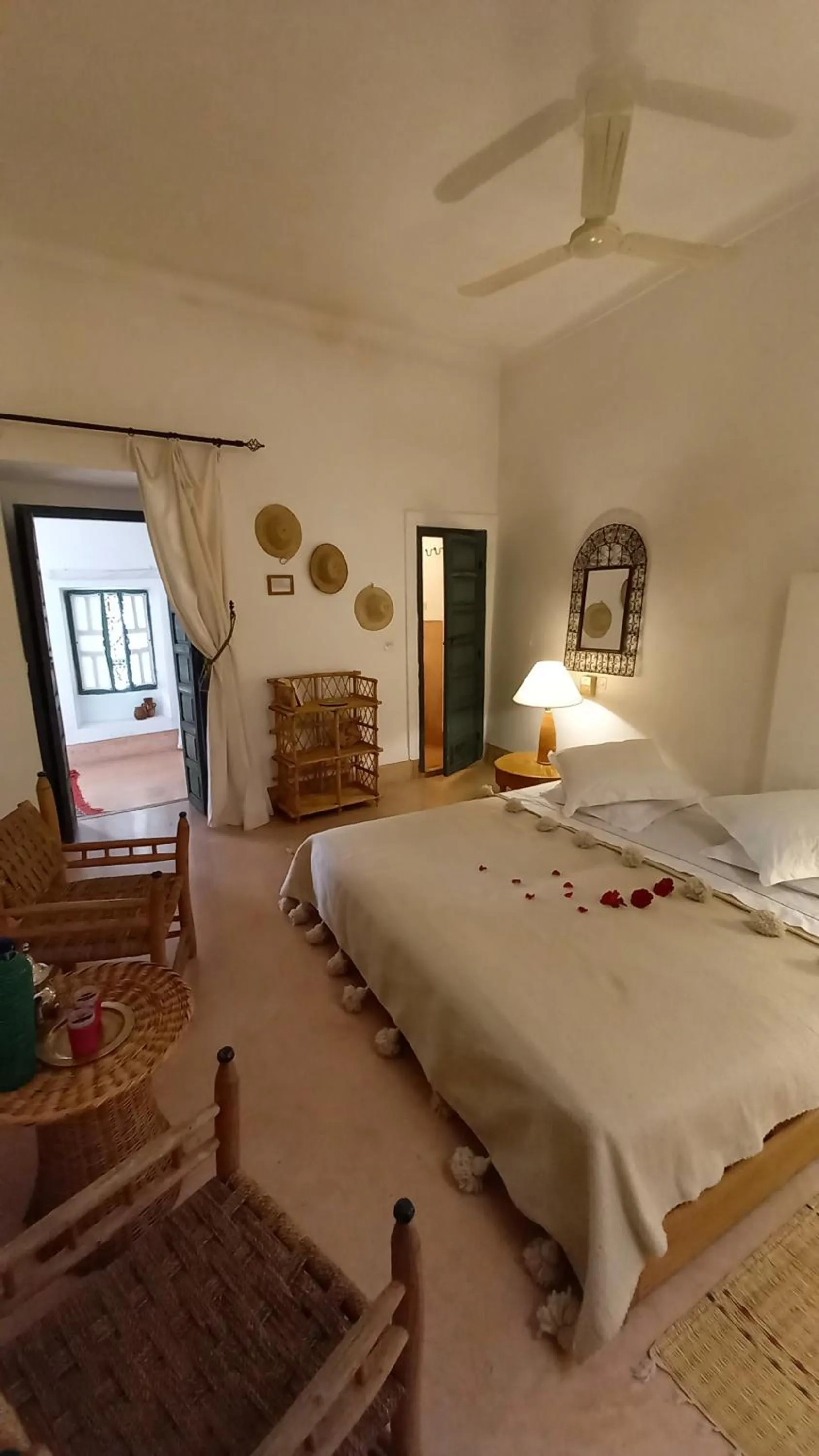 Bed in Dar El Kharaz