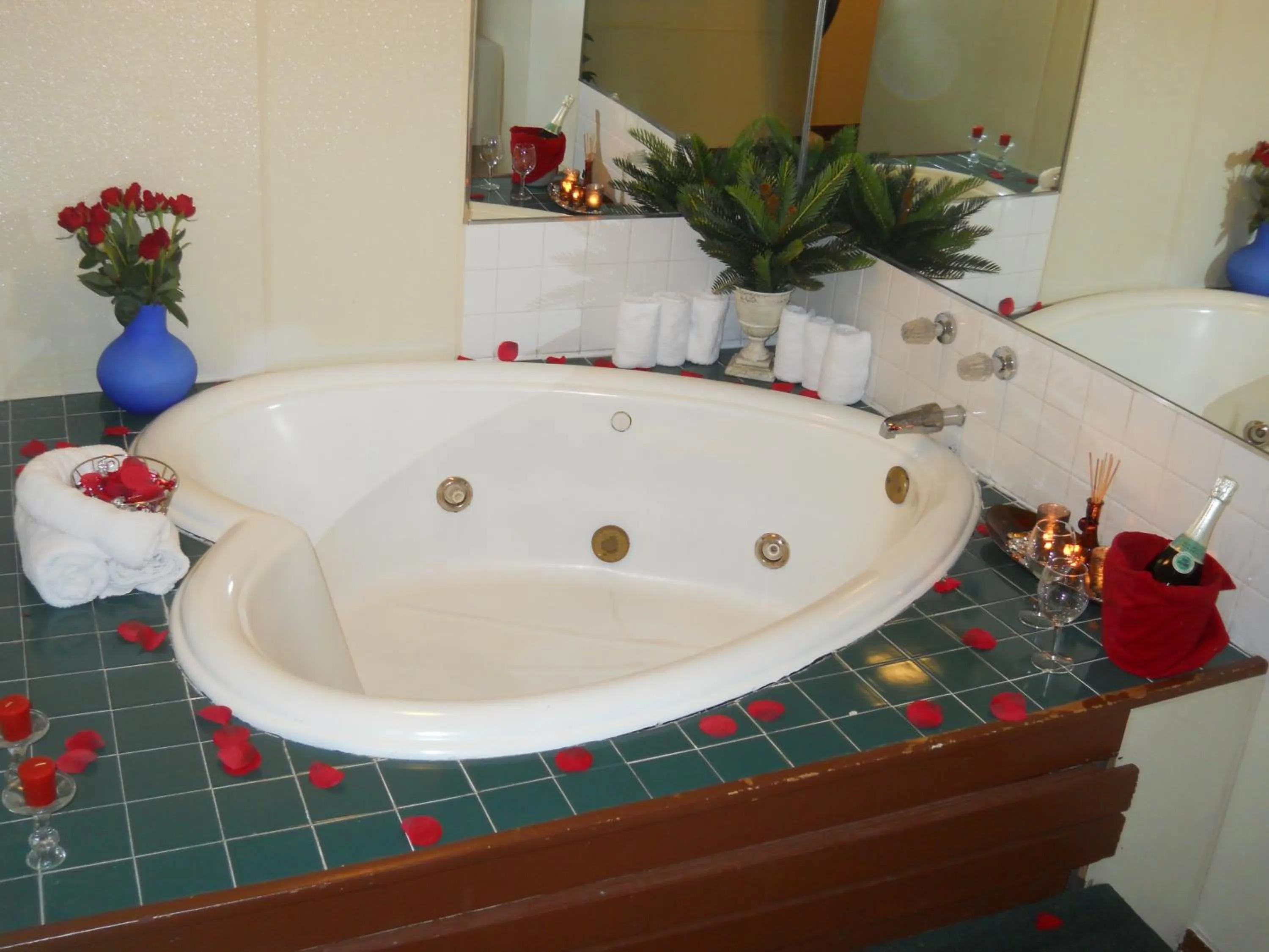 Spa and wellness centre/facilities in Red Carpet Inn