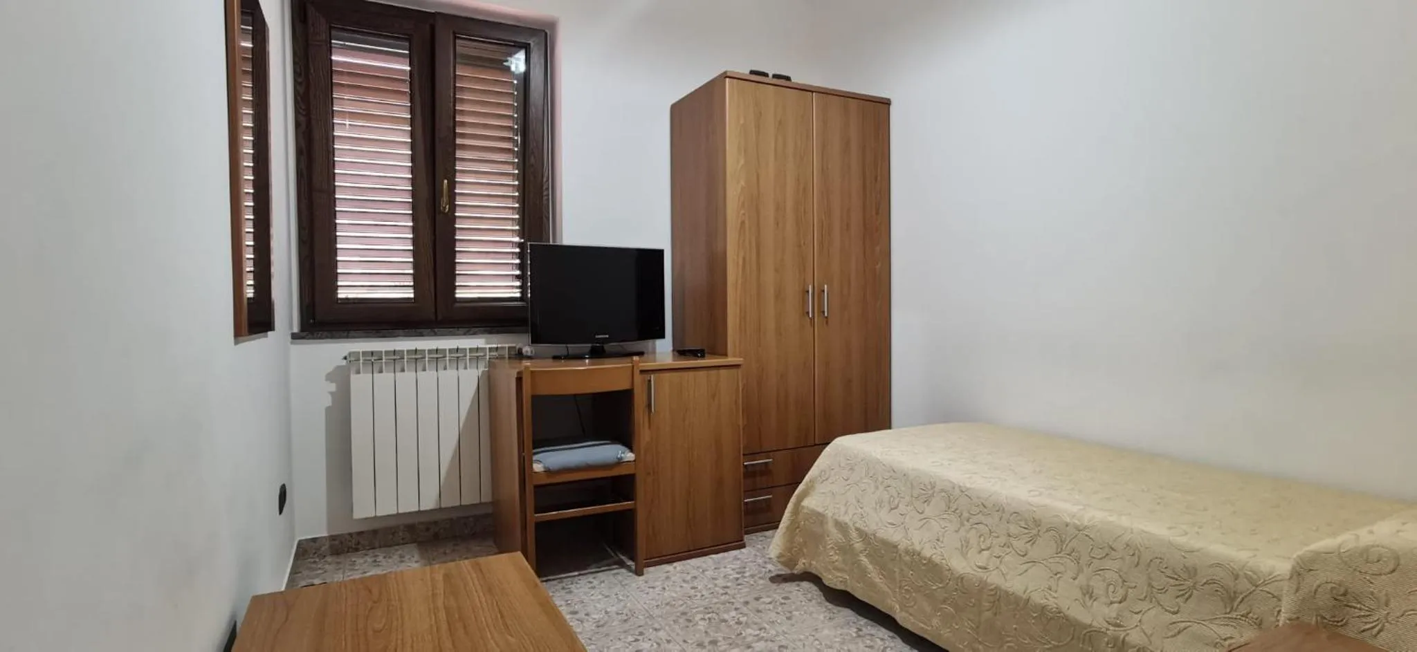 Bed in Hotel Edelweiss