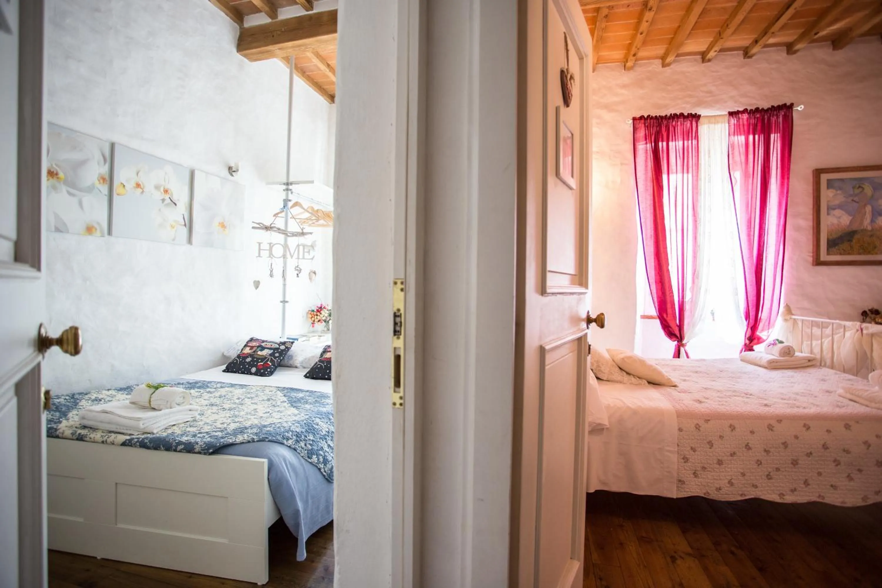 Photo of the whole room, Bed in Antiche Mura