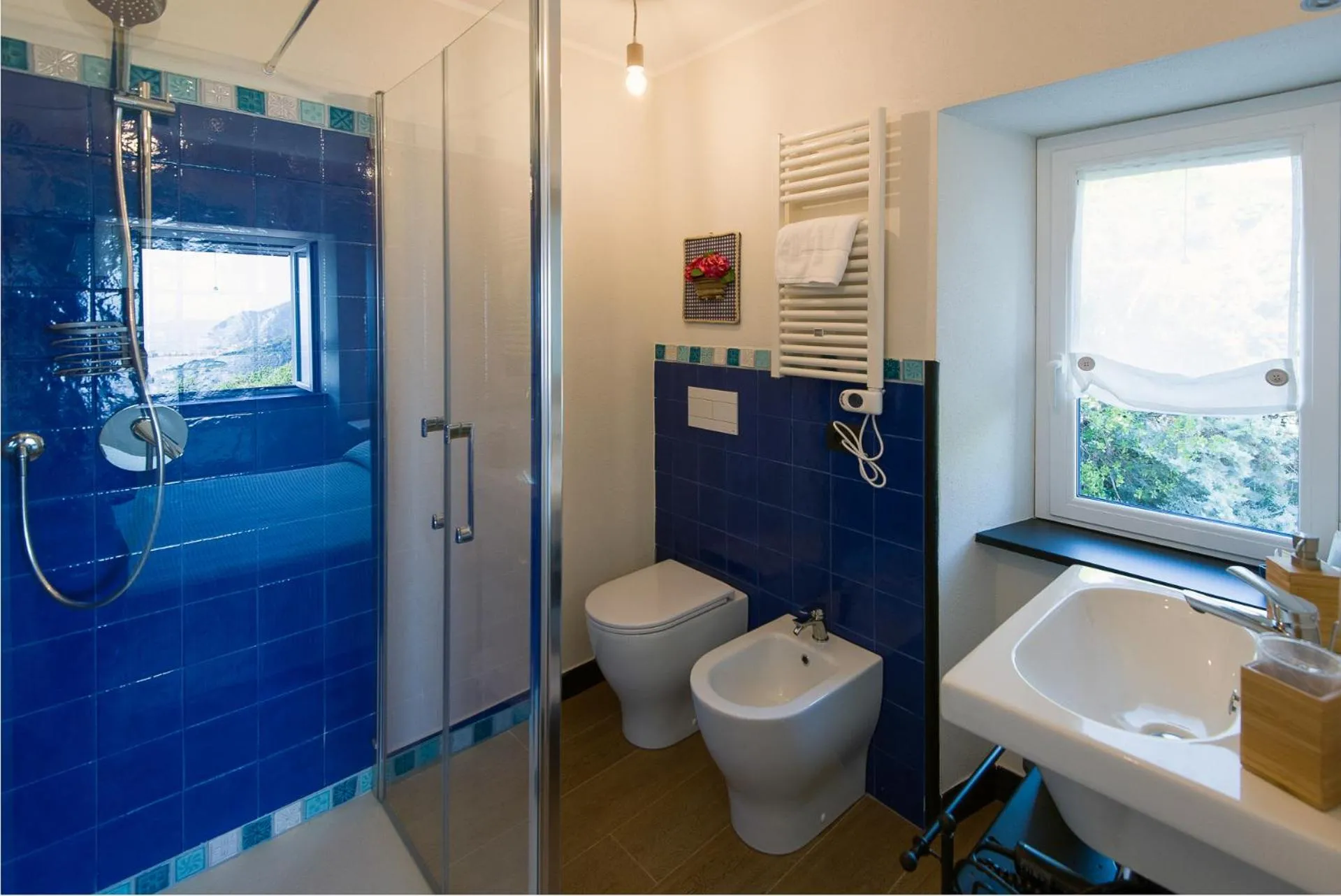 Bathroom in Olivenere agriturismo