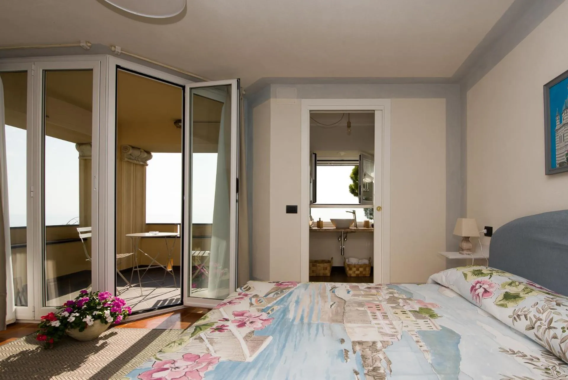 Photo of the whole room, Bed in Olivenere agriturismo