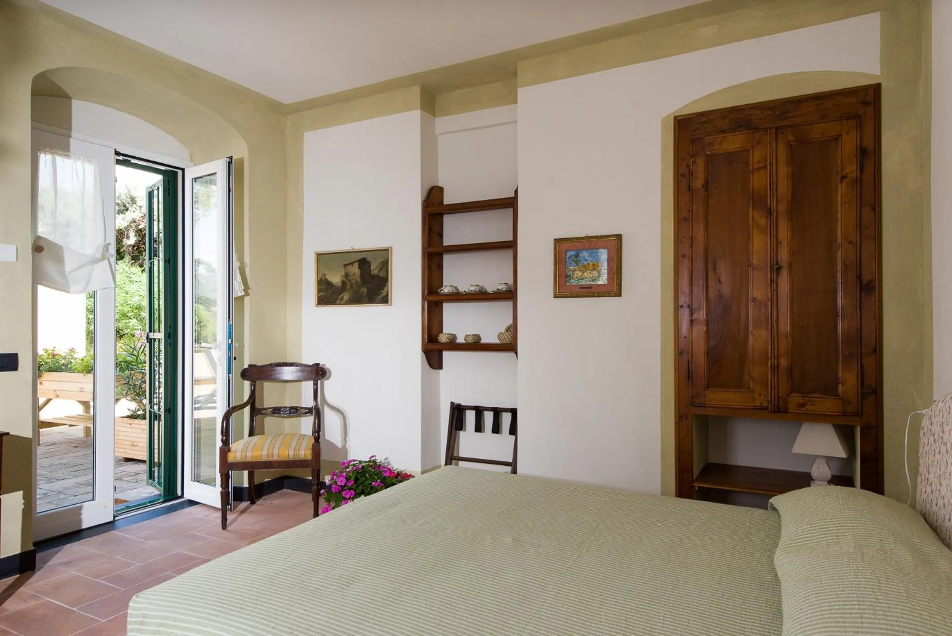 Photo of the whole room, Bed in Olivenere agriturismo