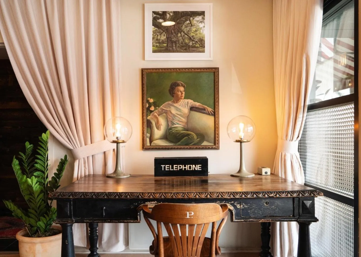 Decorative detail in Palihotel Melrose