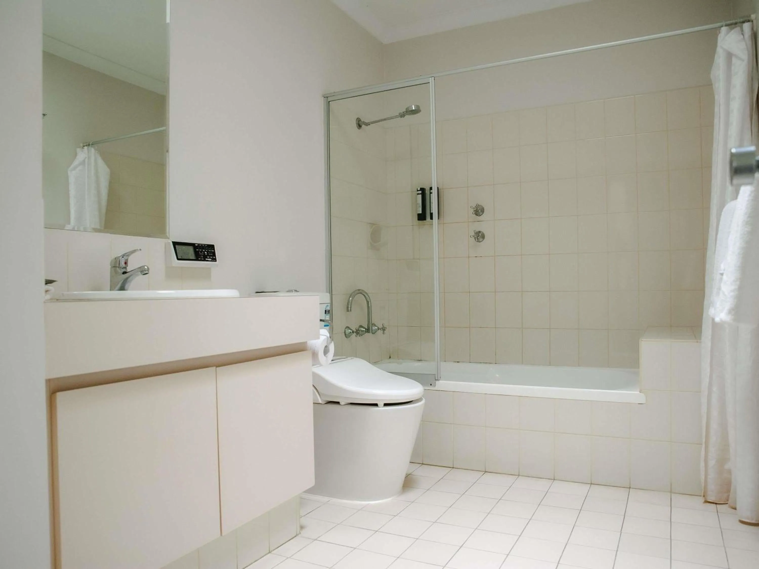 Bedroom in Novotel Vines Resort Swan Valley